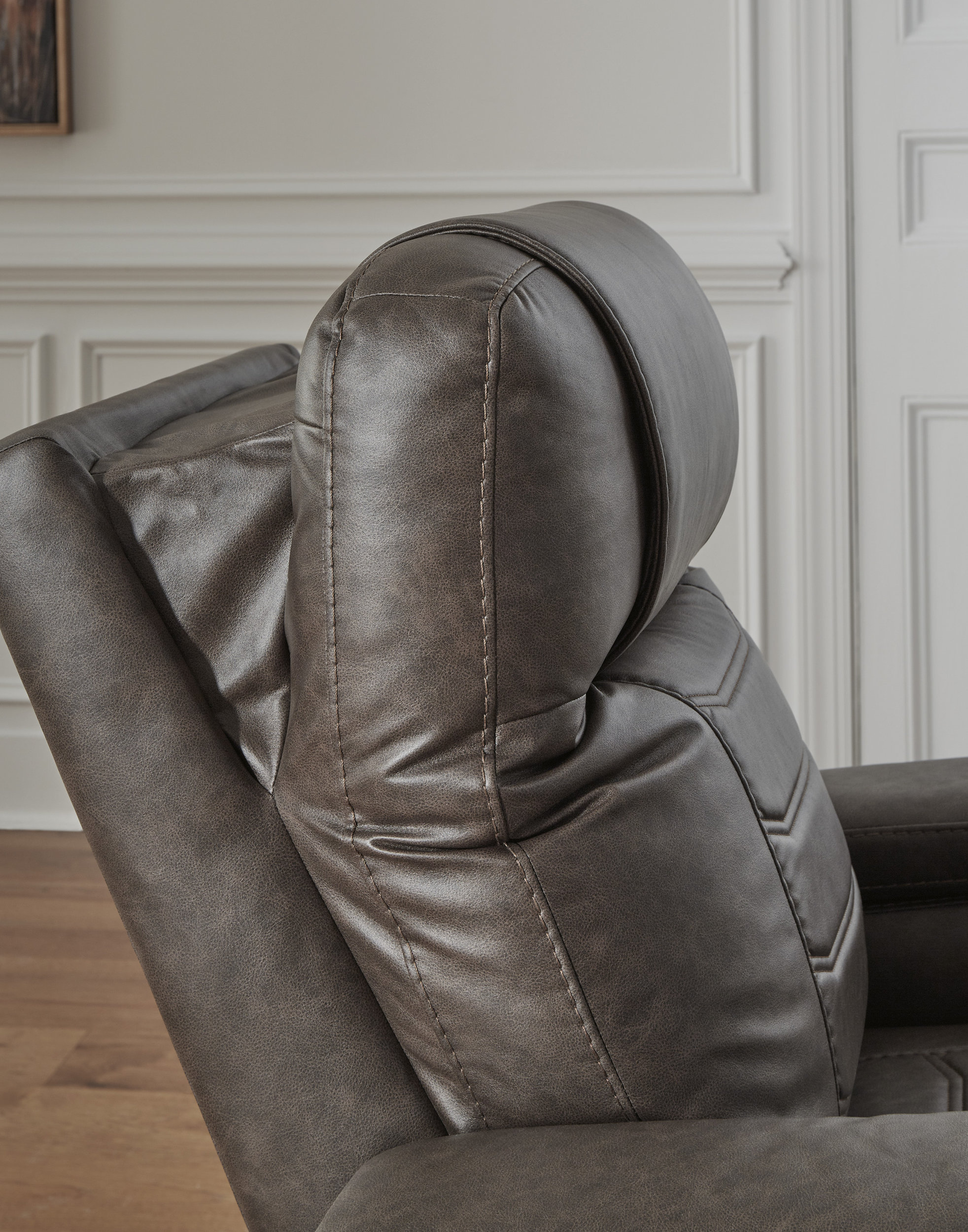 Schooner Rocks Faux Leather PWR Recliner/ADJ Headrest