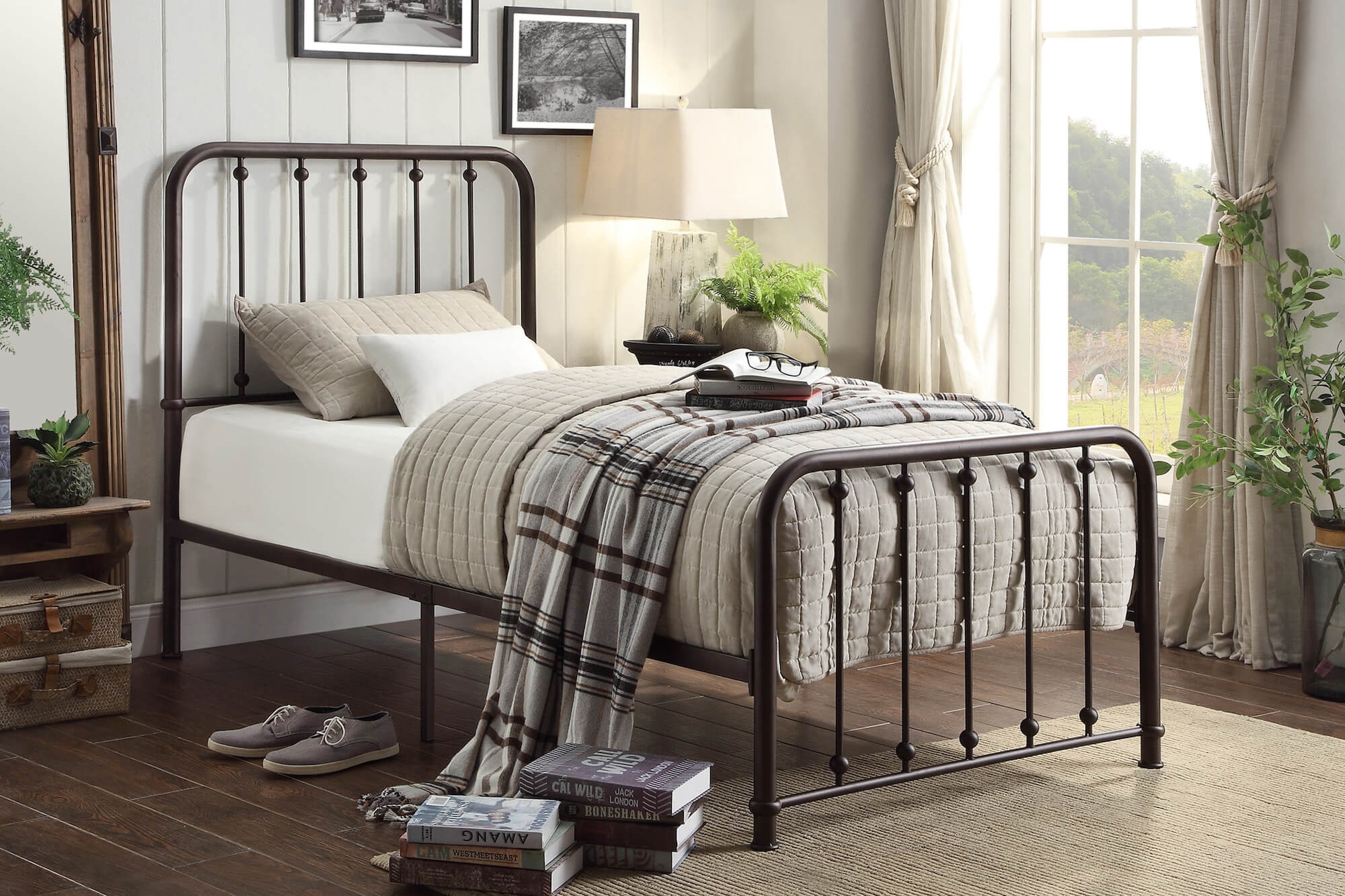 Larkspur Metal Platform Bed, Twin Size