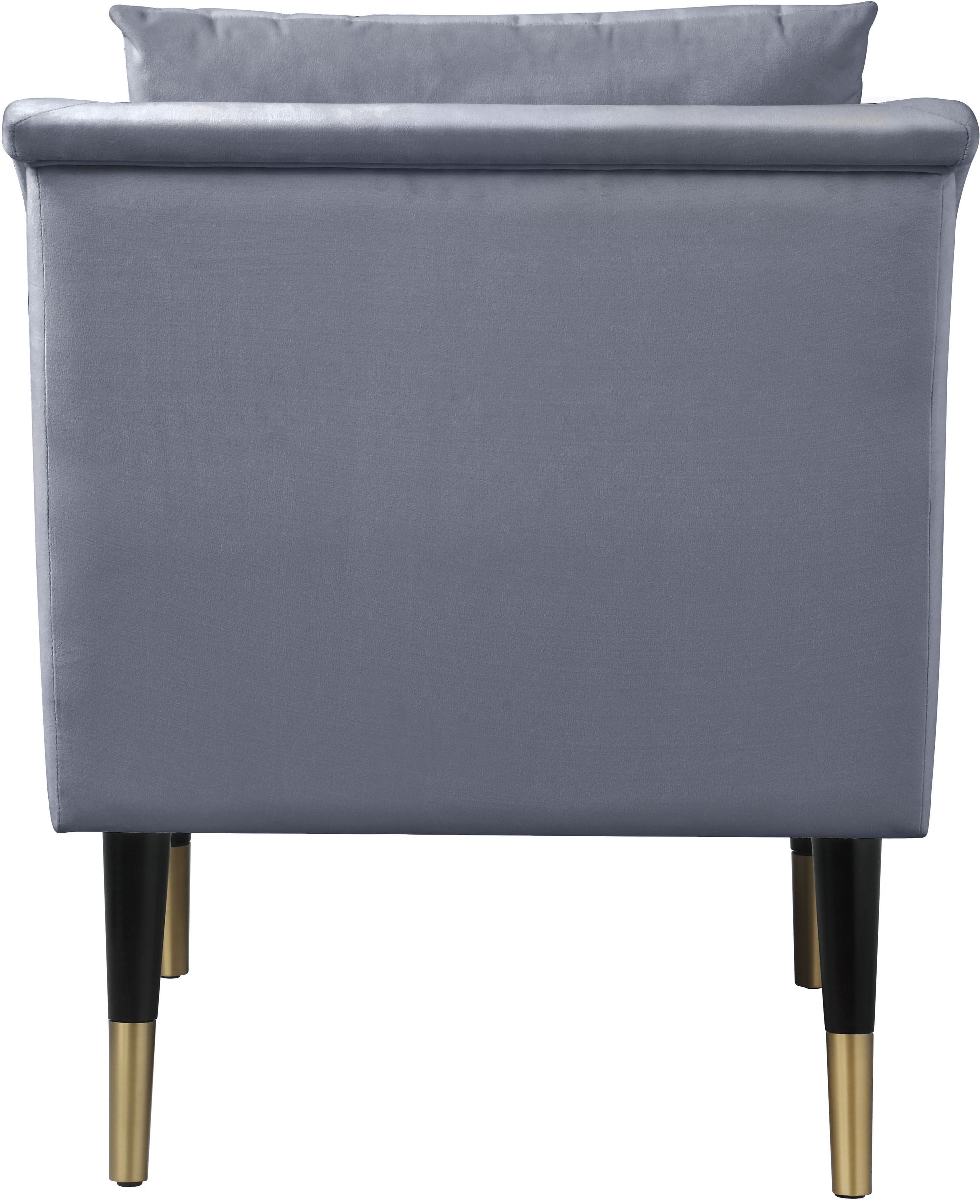 Elegante Velvet Chair