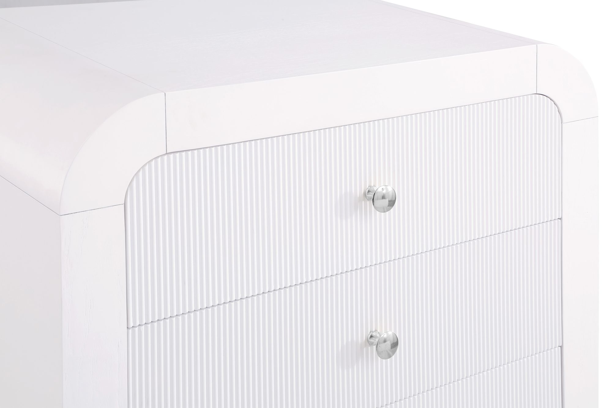 Artisto 5-Drawer Wood Chest