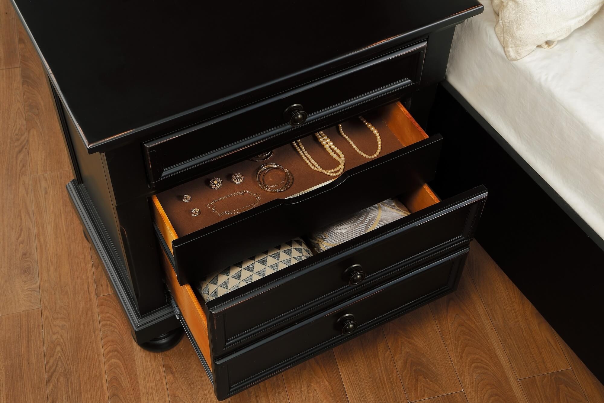Laurelin Wood Nightstand