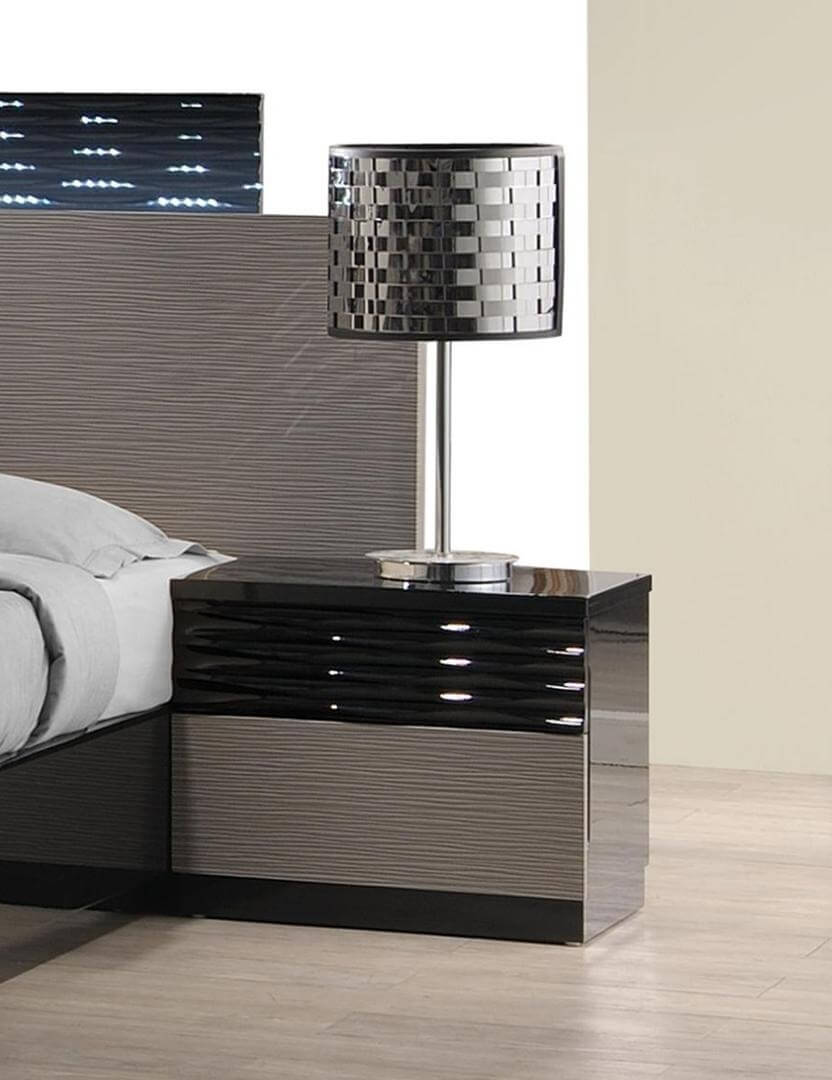 Roma Modern Lacquer Nightstand