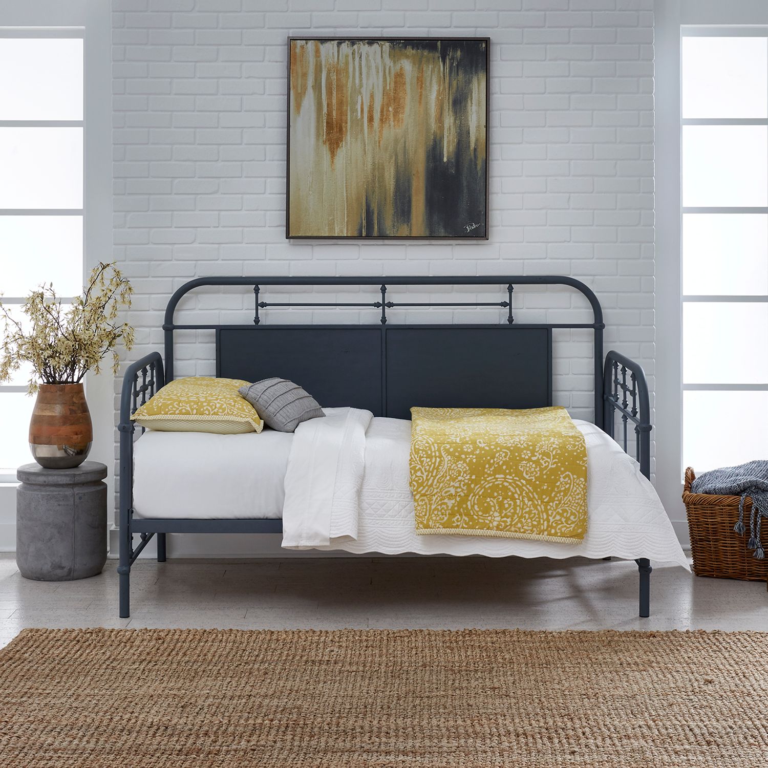 Vintage Series Twin Size Metal Day Bed