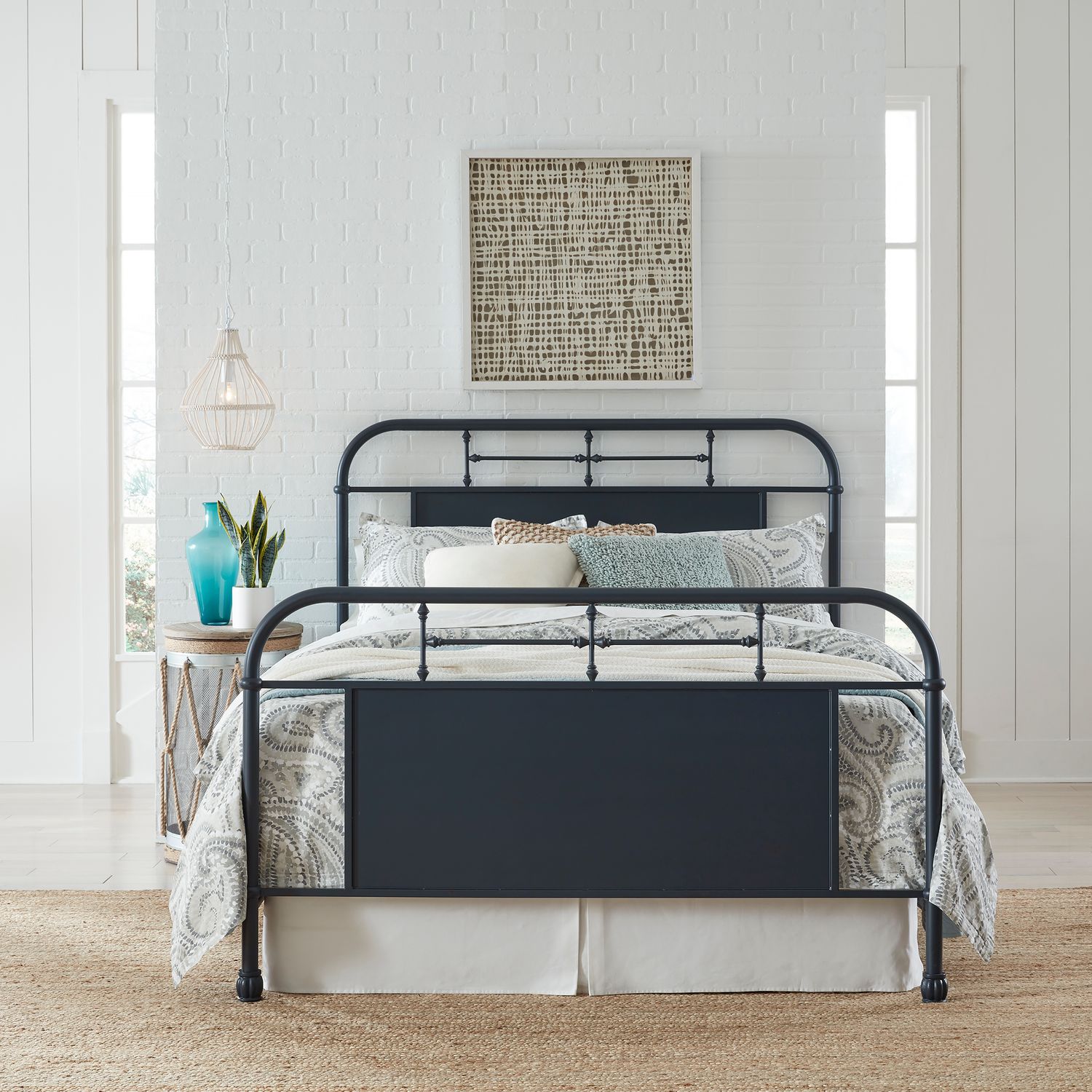 Vintage Series Queen Size Metal Bed