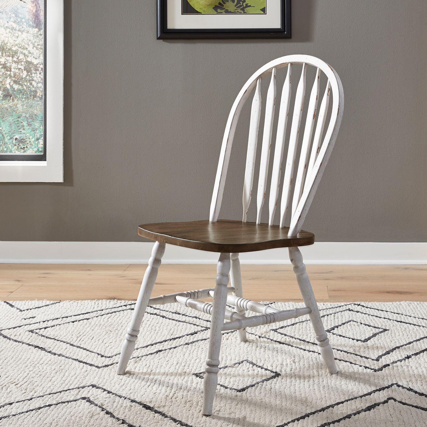 Carolina Crossing Round Drop Leaf Dining Room Set