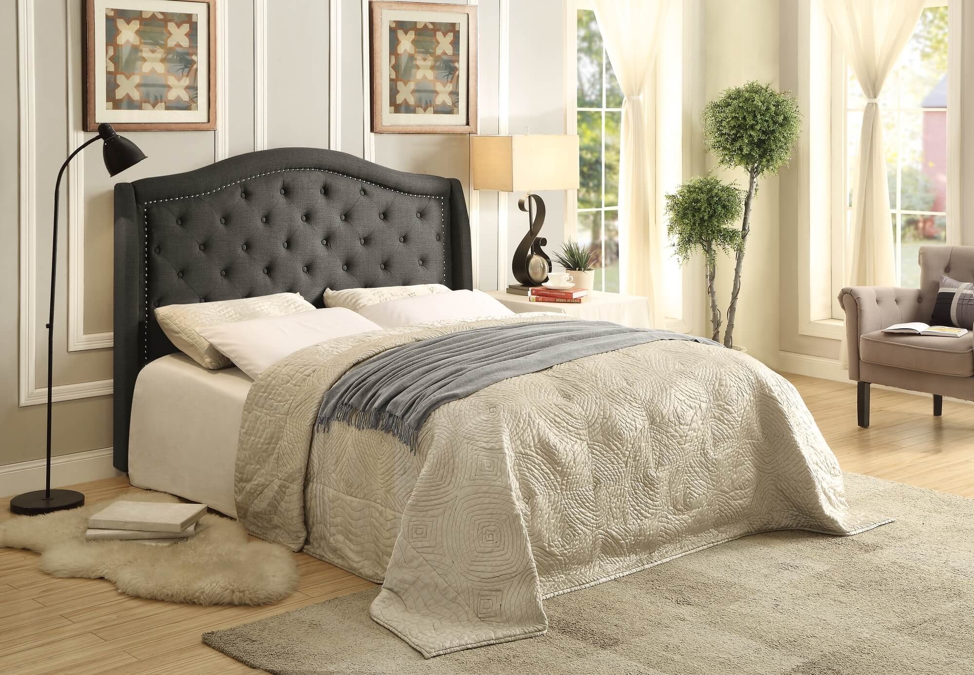 Bryndle Fabric Tufted Platform Bed, Full Size