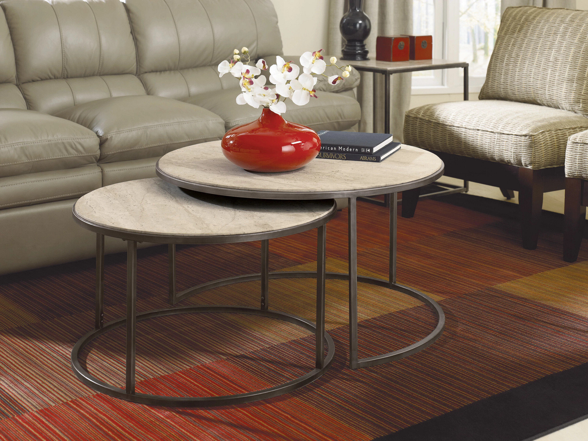 Modern Basics Round Cocktail Table