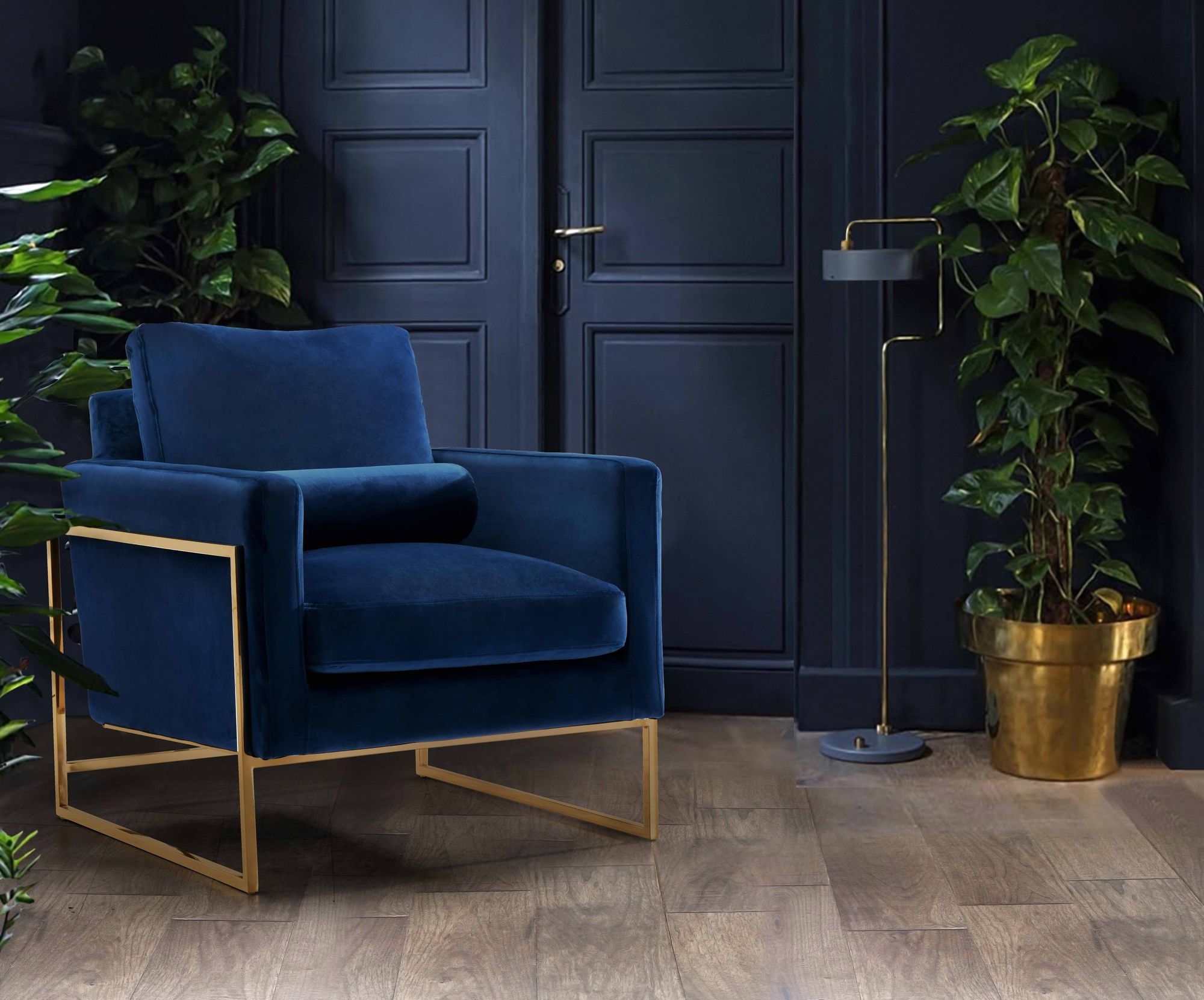 Mila Velvet Chair