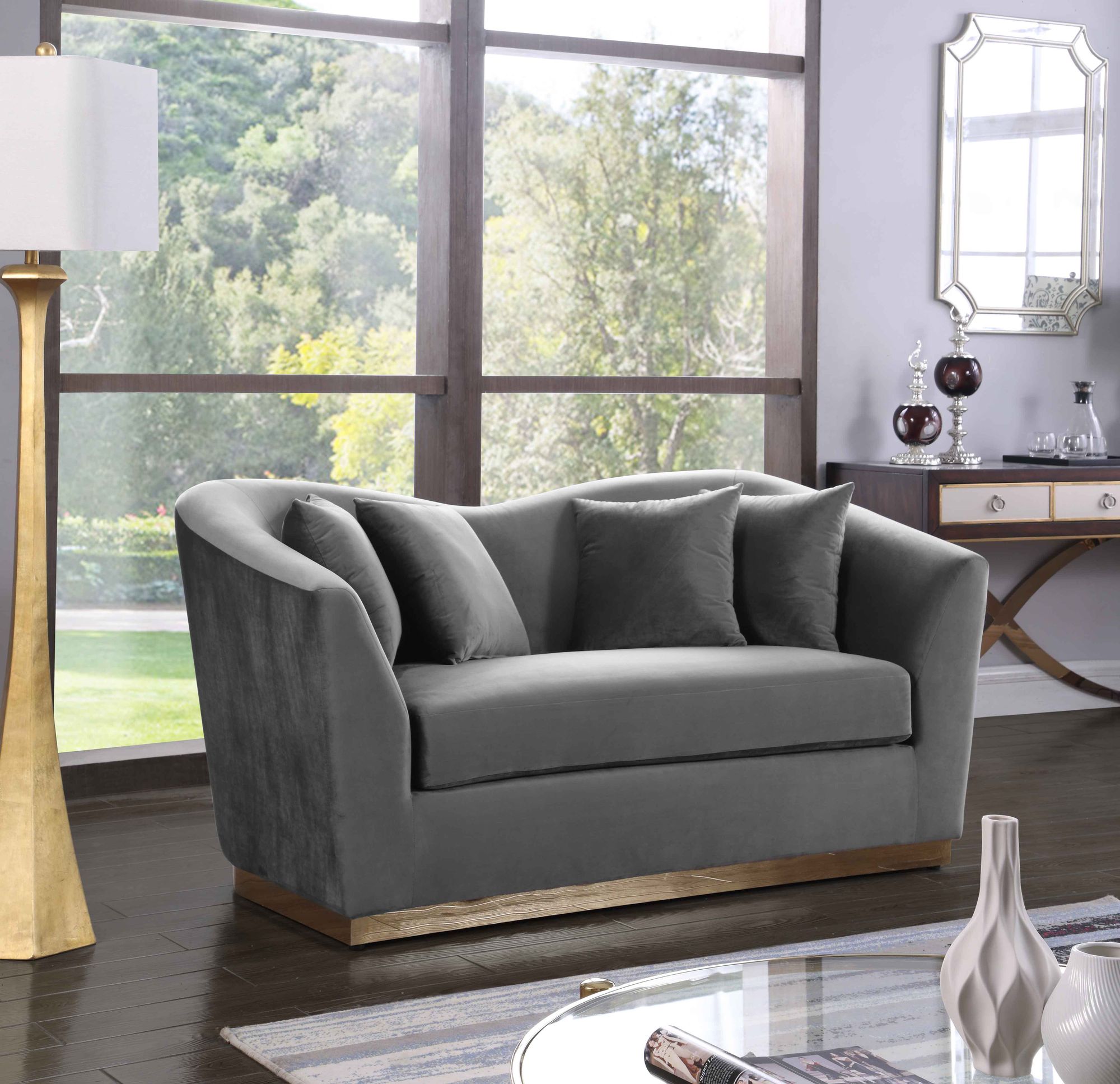 Arabella Velvet Loveseat