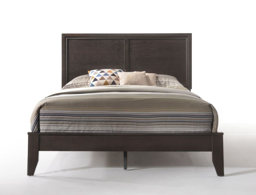 New Classic Furniture Aries Solid Wood King Size