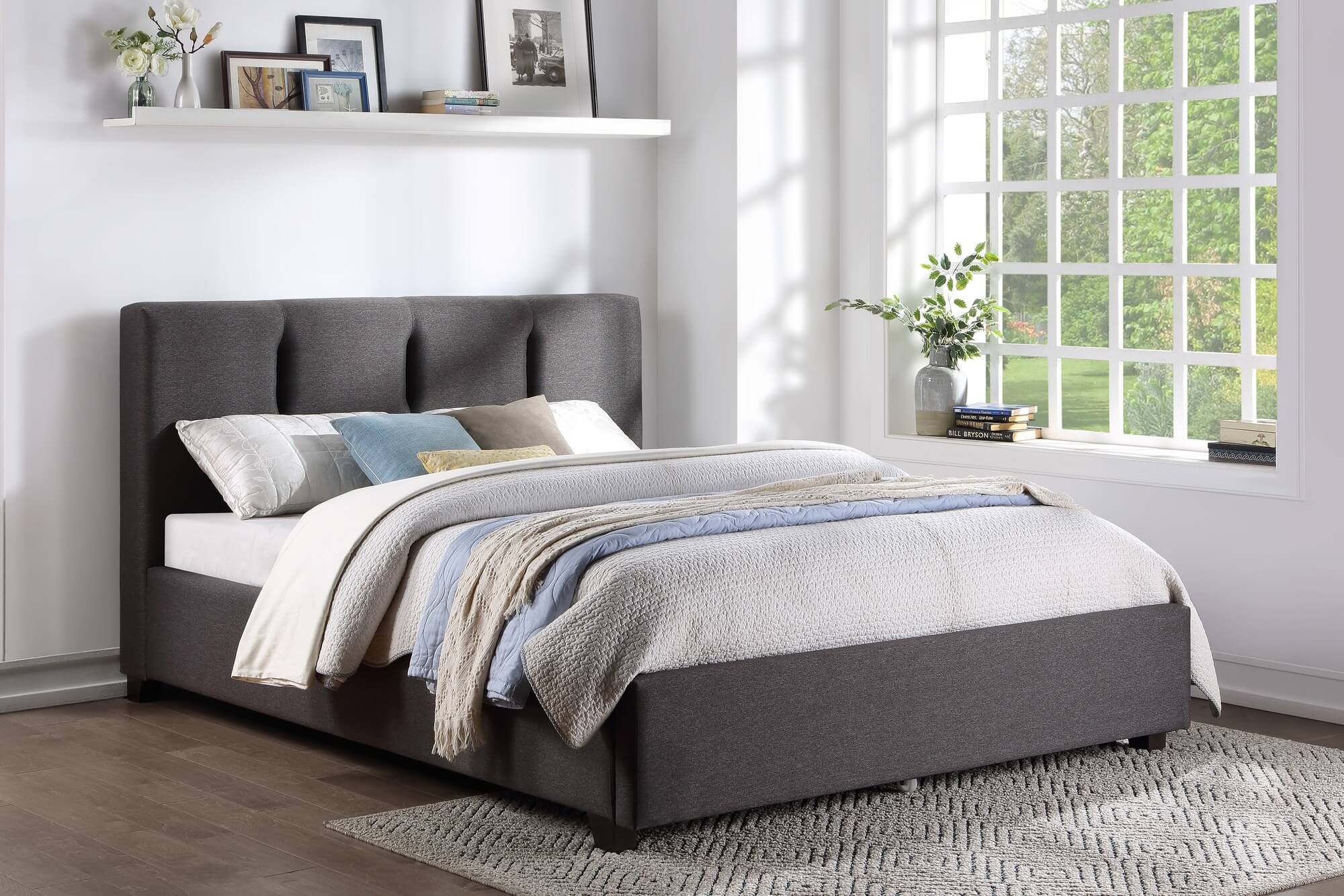 Aitana Fabric Platform Bed, Full Size