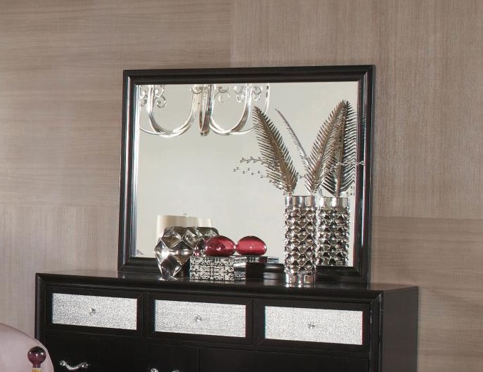 Barzini Leatherette/Wood Panel Bedroom Set