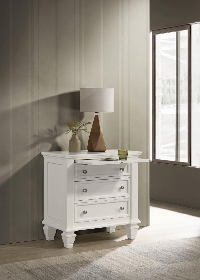 Sandy Beach Wood Sleigh Storage Bedroom Set