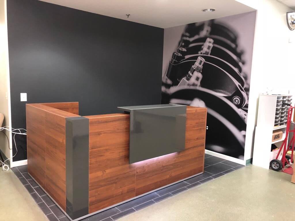Tera Customizable Reception Desk