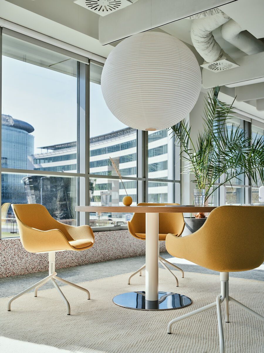 Mito MFC Round Cafe Table w/ Metal Disc Base