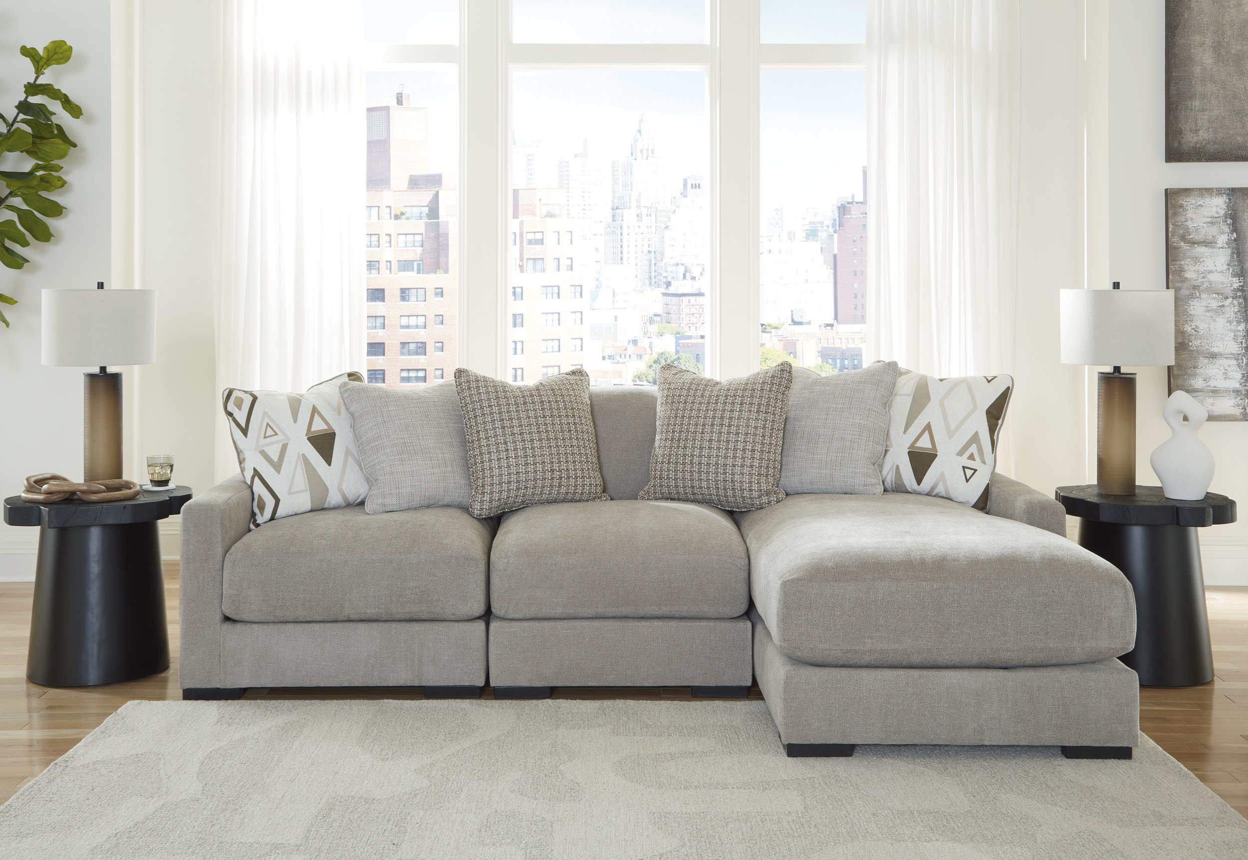 Aslan Court Pebble 3-Piece LAF Chaise Sectional