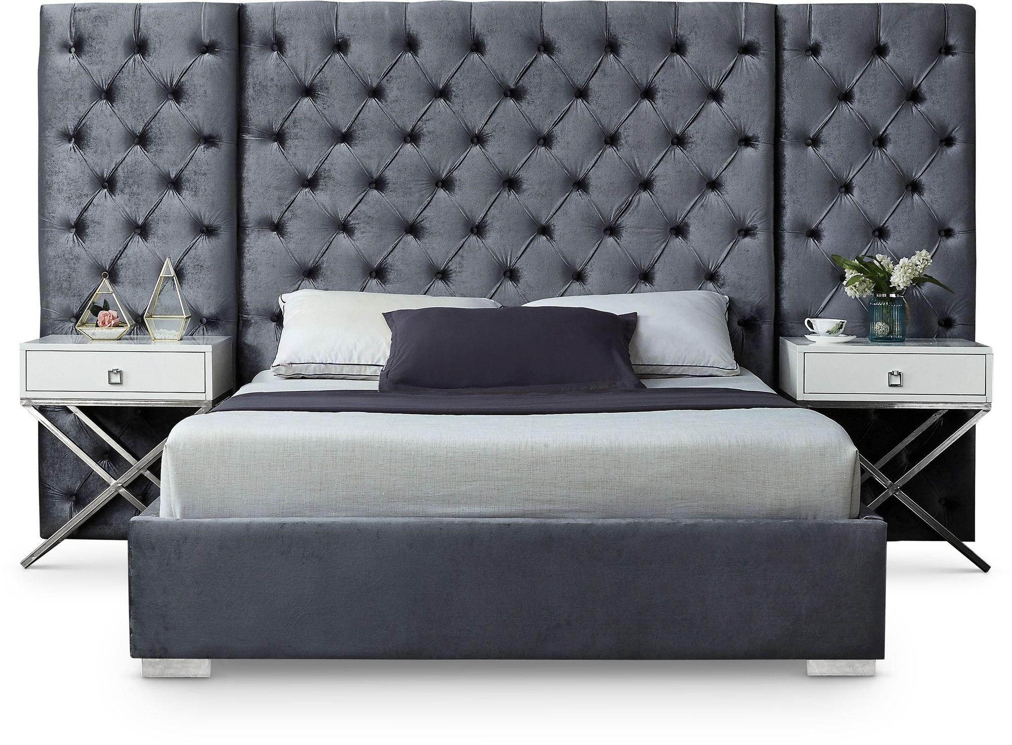 Grande Velvet Bed