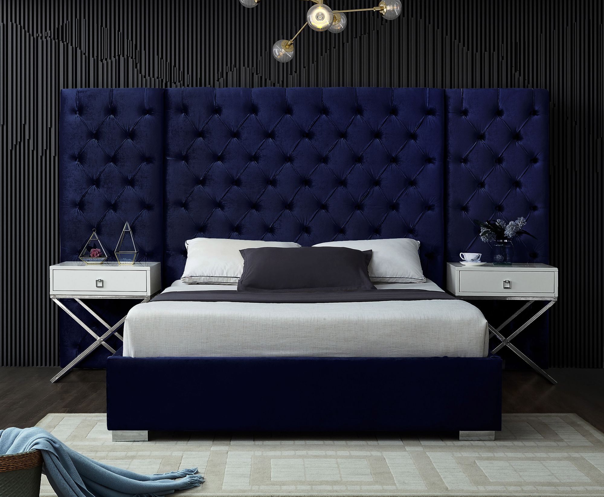 Grande Velvet Queen Size Bed