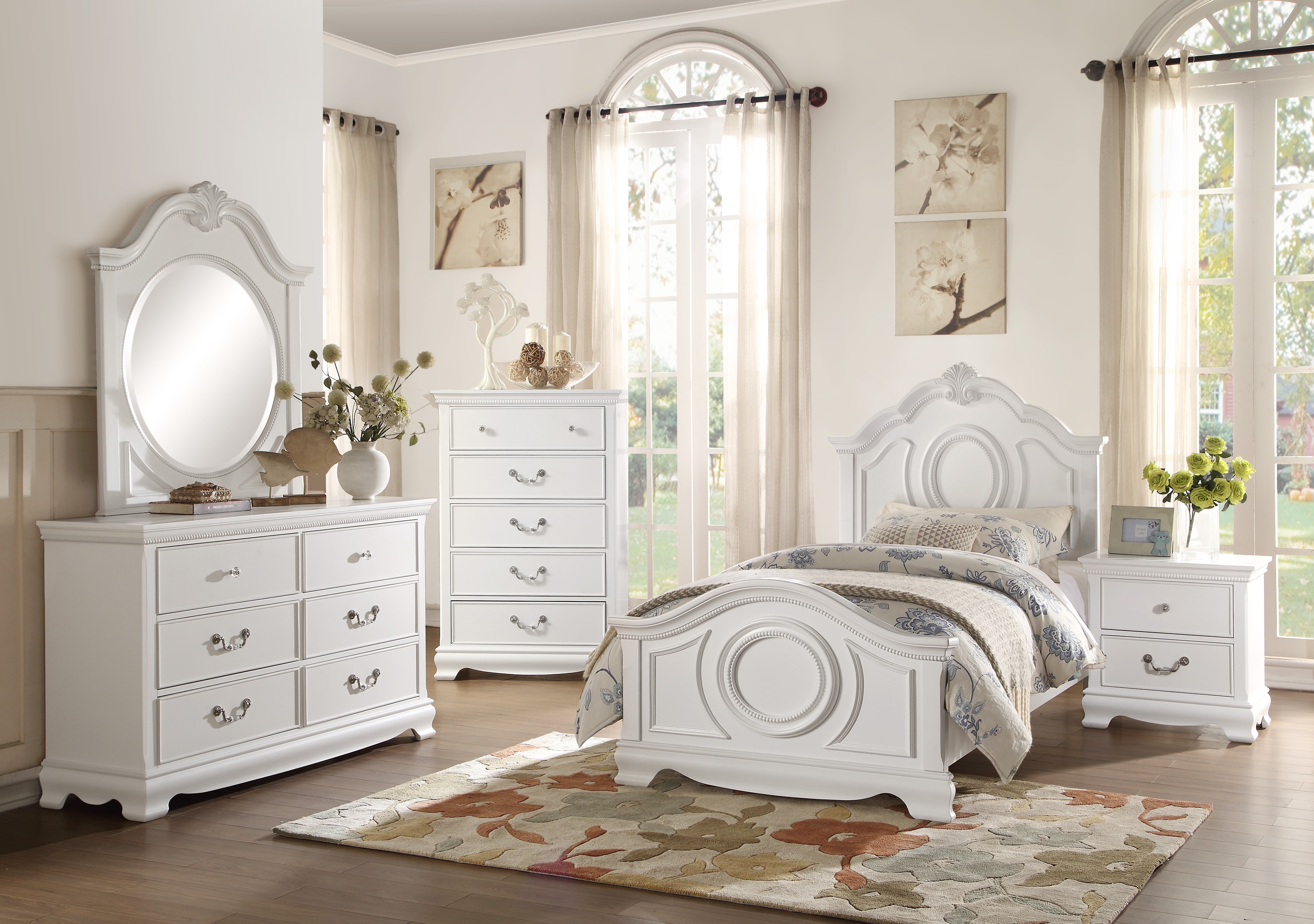 Lucida Wood Bed, Twin Size