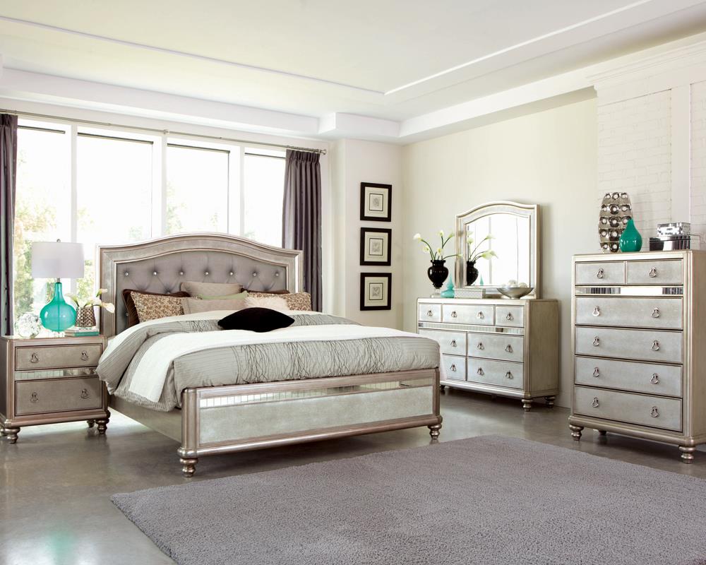 Bling Game Wood Panel Bed, Queen Size