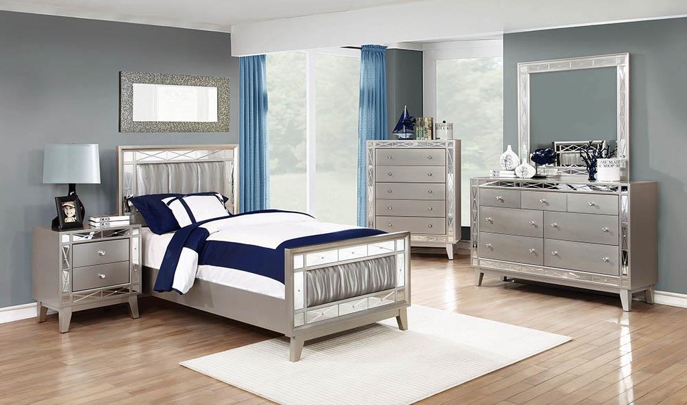 Leighton Leatherette/Wood Panel Bed w/Mirrored Accents, Twin Size