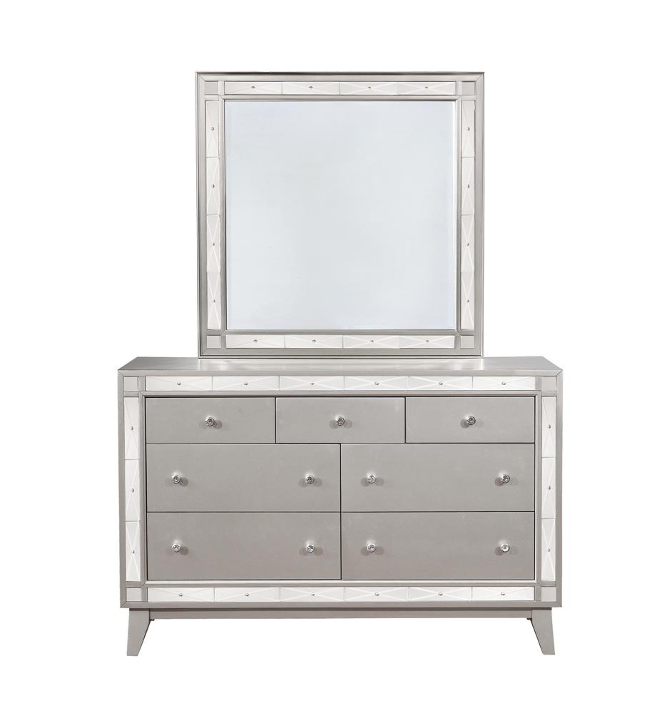 Leighton Wood/Acrylic Dresser w/7 Drawers