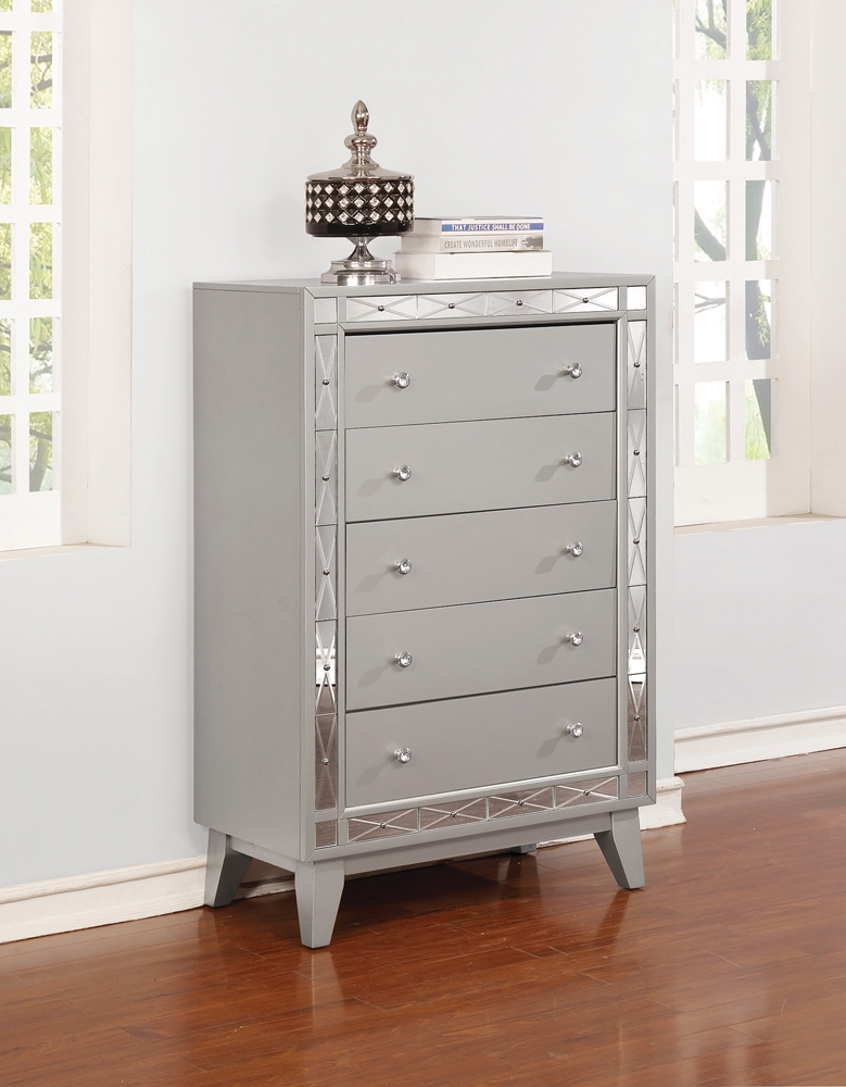 Leighton Wood Chest w/5 Drawers