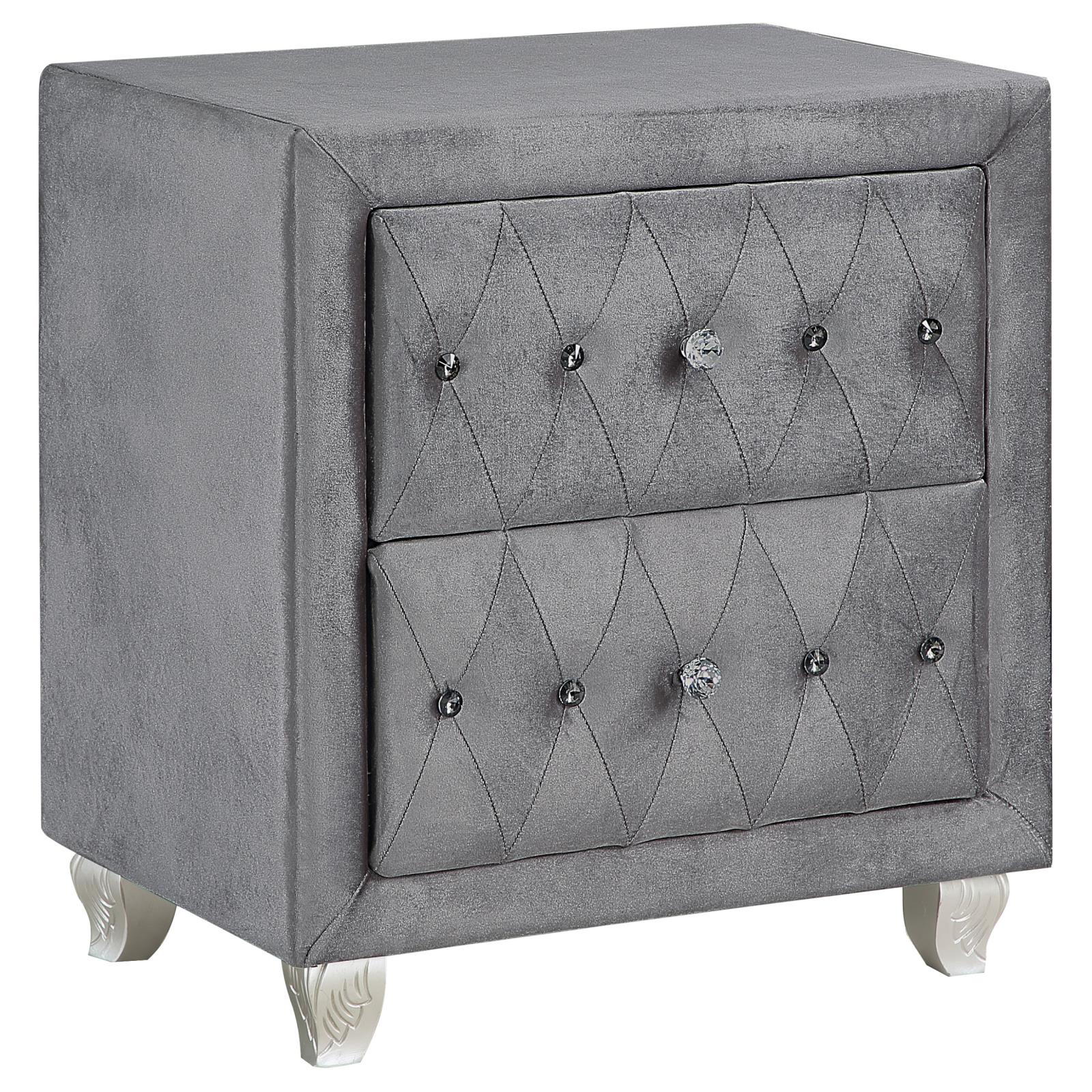 Deanna Velvet Tufted Panel Bedroom Set