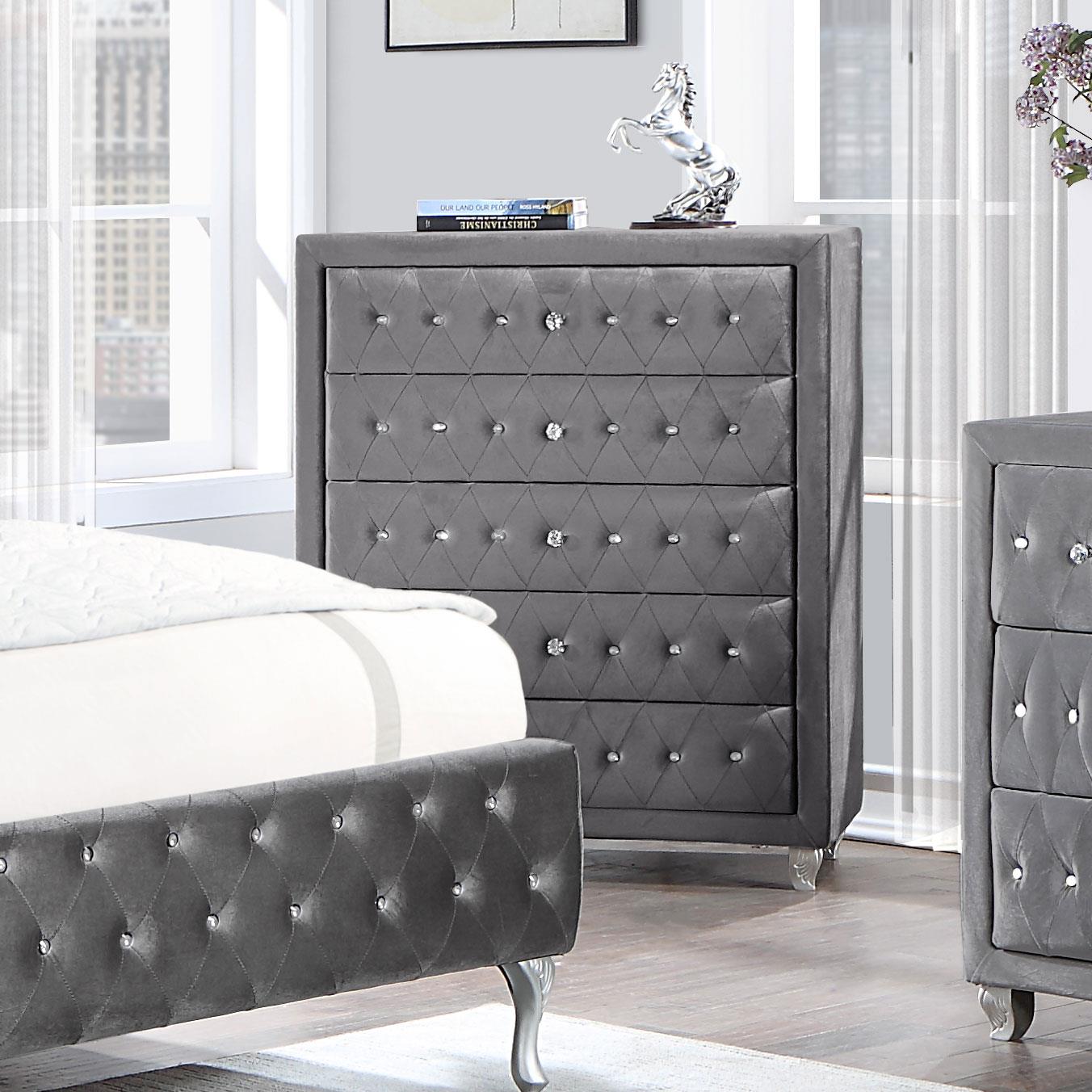Deanna Velvet Chest w/5 Drawers