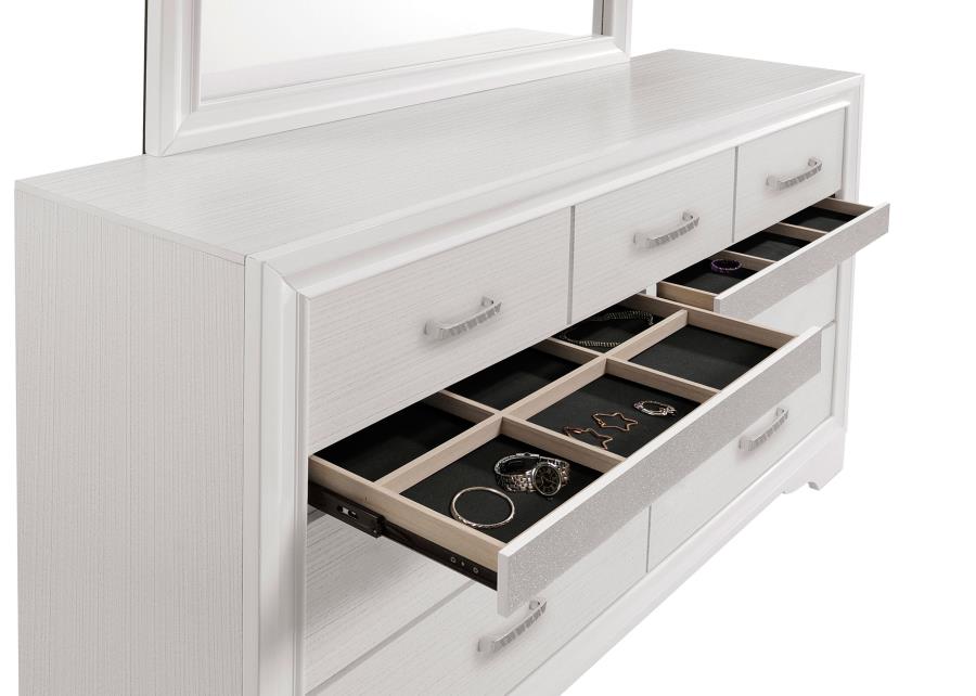 Miranda Wood Dresser w/7 Drawers