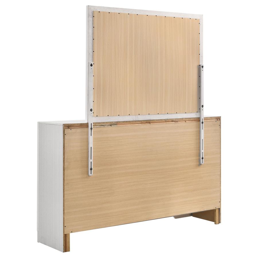 Miranda Wood Dresser w/7 Drawers