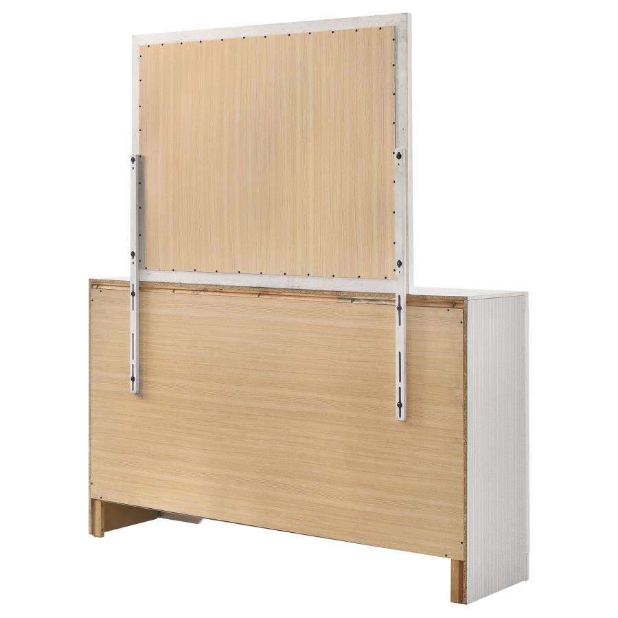 Miranda Wood Dresser w/7 Drawers