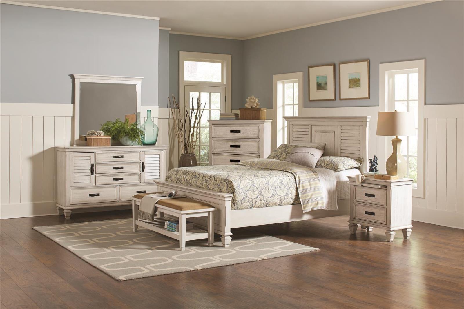 Franco Wood Panel Bed, Queen Size
