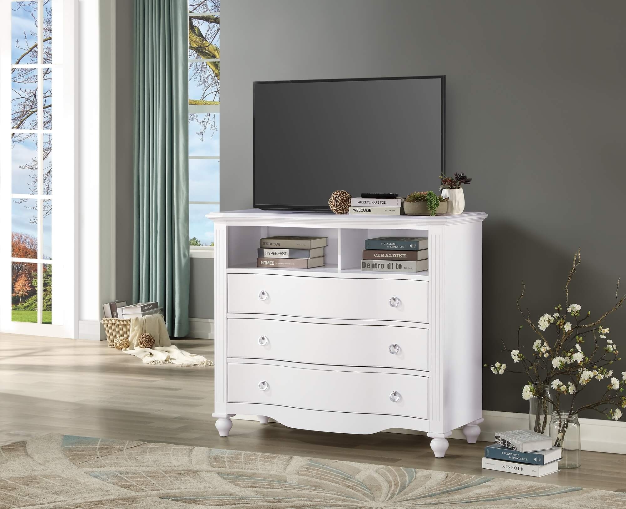 Meghan Wood/Wood Media Chest
