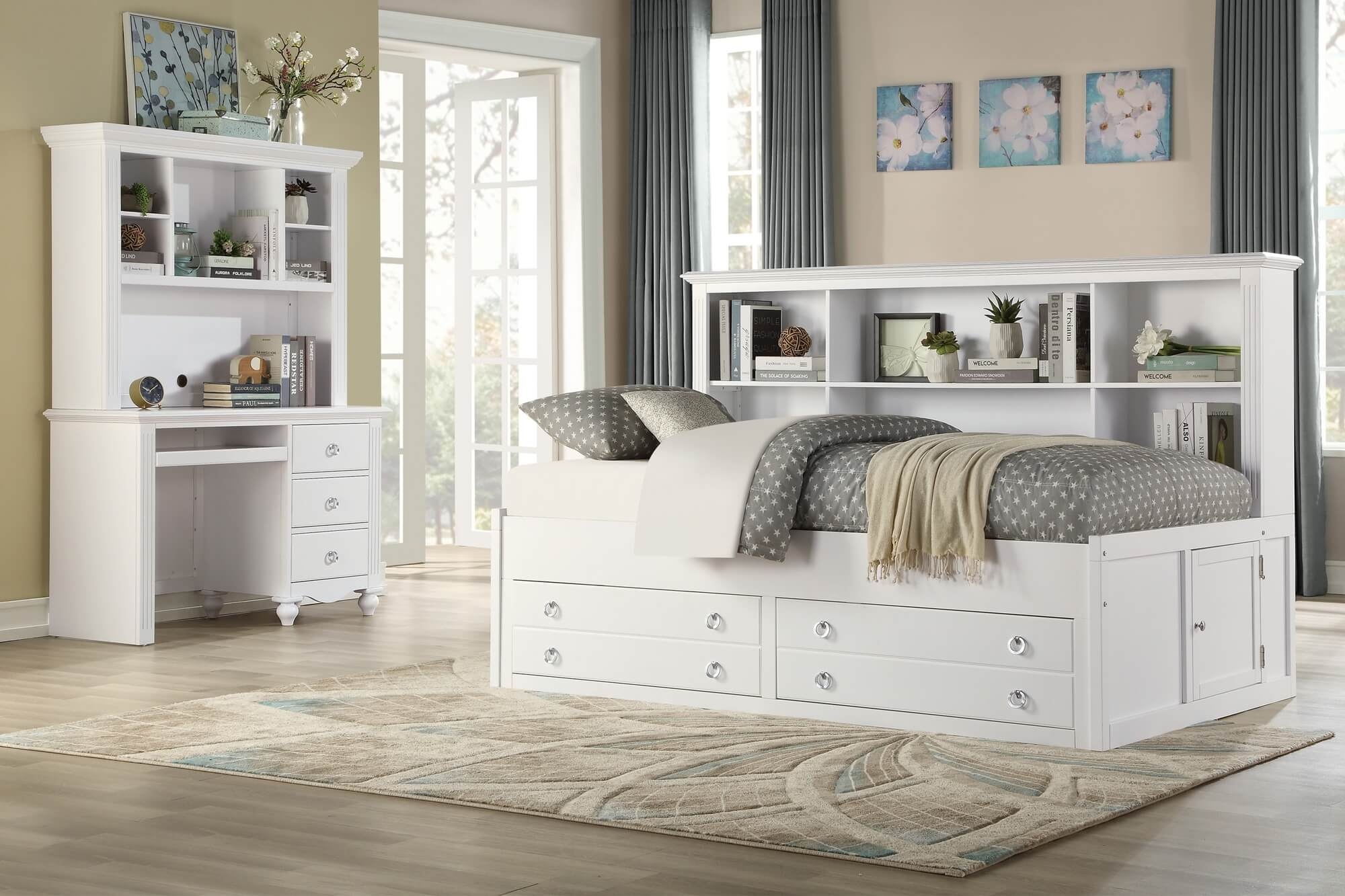 Meghan Wood/Wood Veneer Lounge Storage Bed
