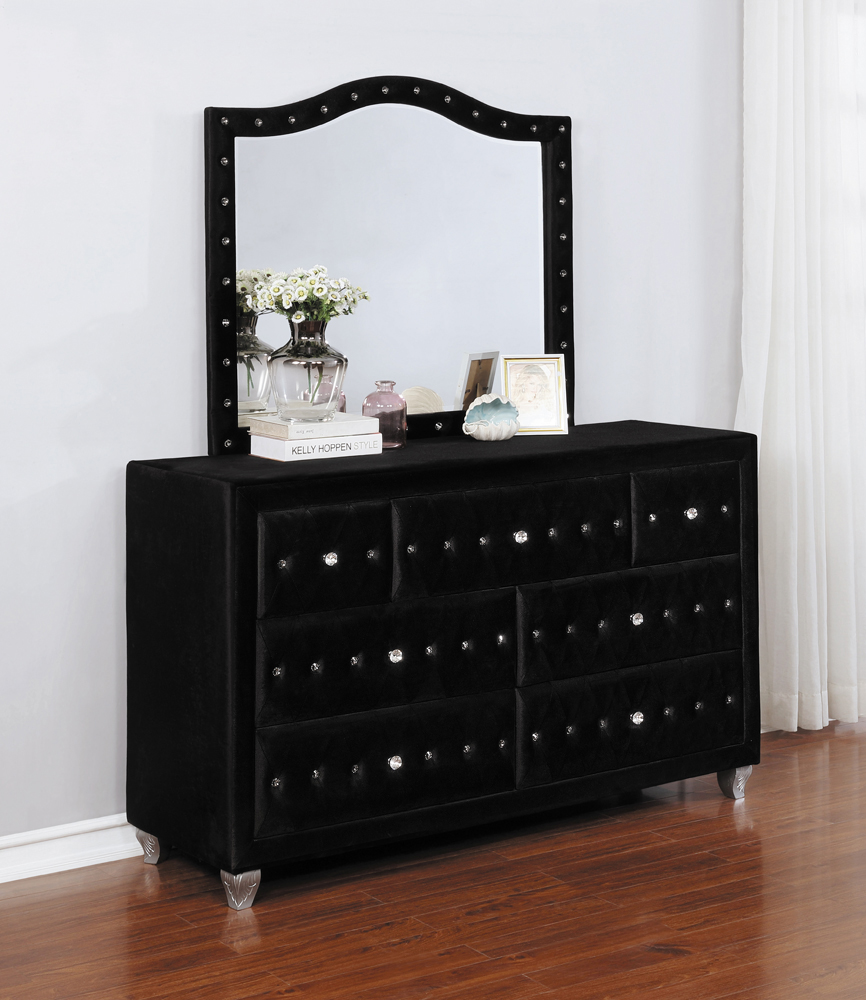 Deanna Velvet Tufted Panel Bedroom Set