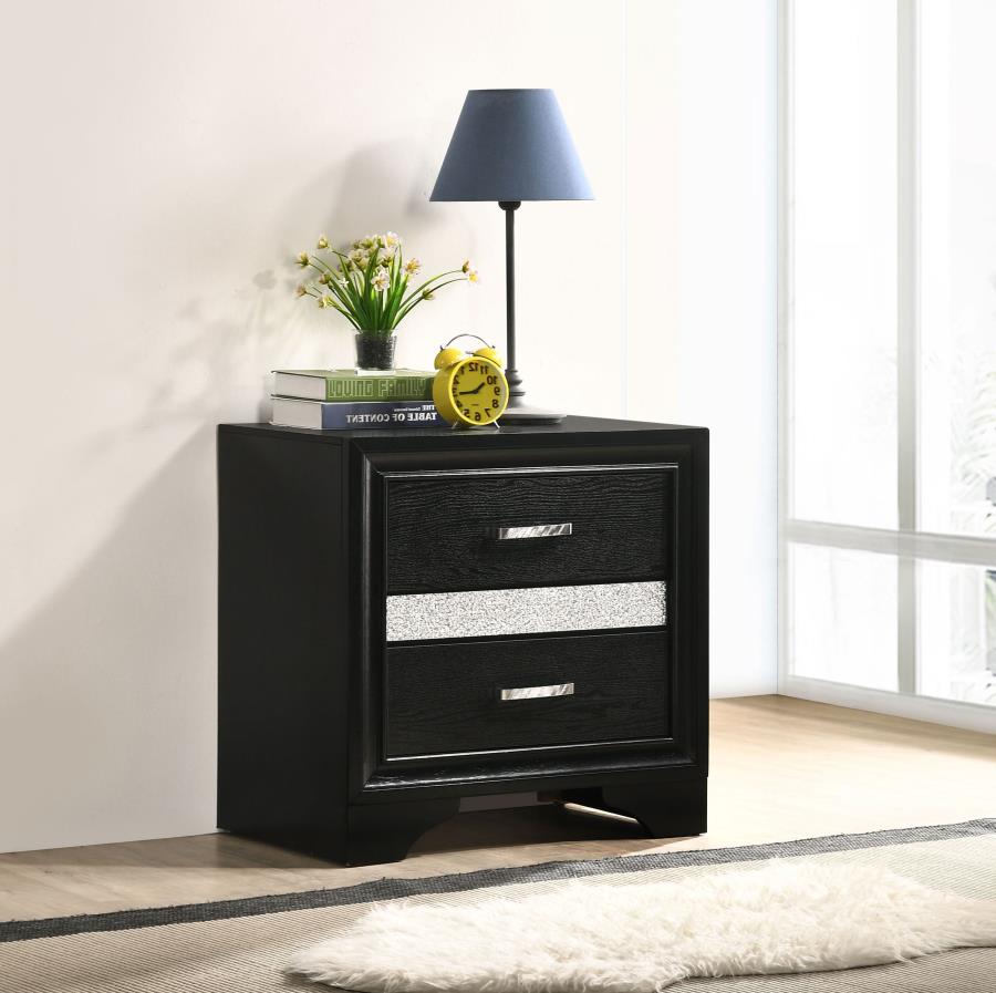 Miranda Wood Platform Storage Bedroom Set