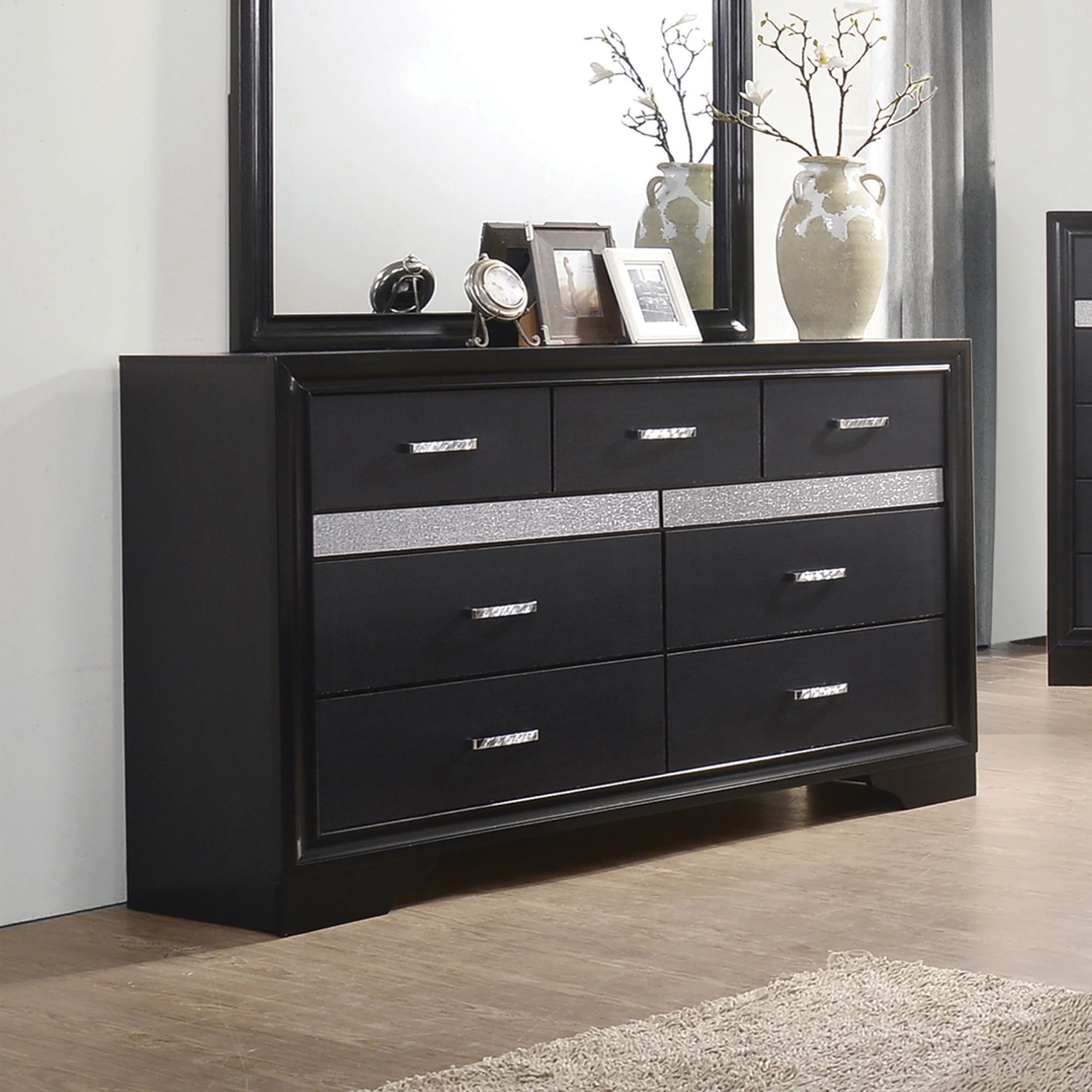 Miranda Wood Dresser w/7 Drawers