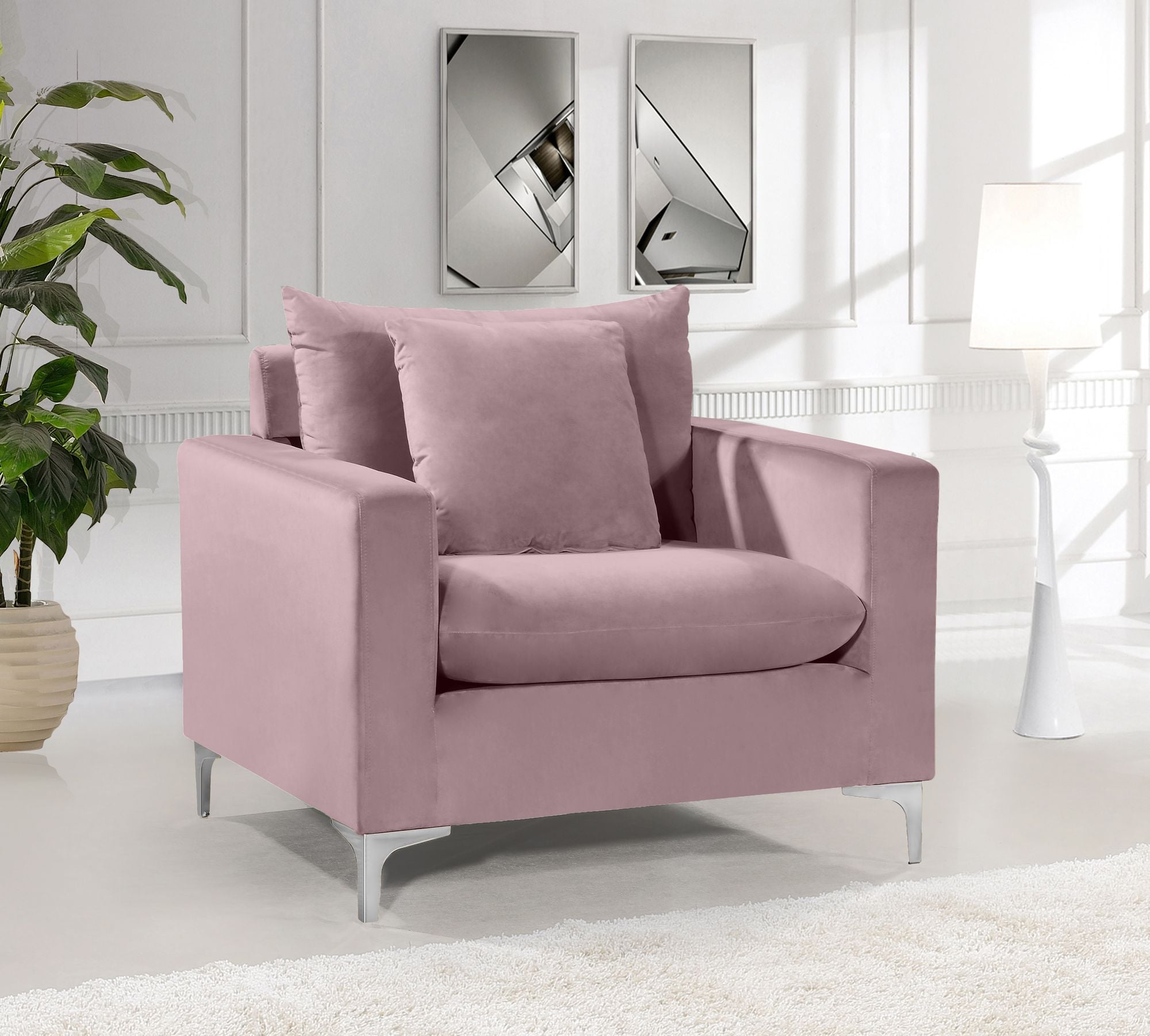 Naomi Velvet Chair