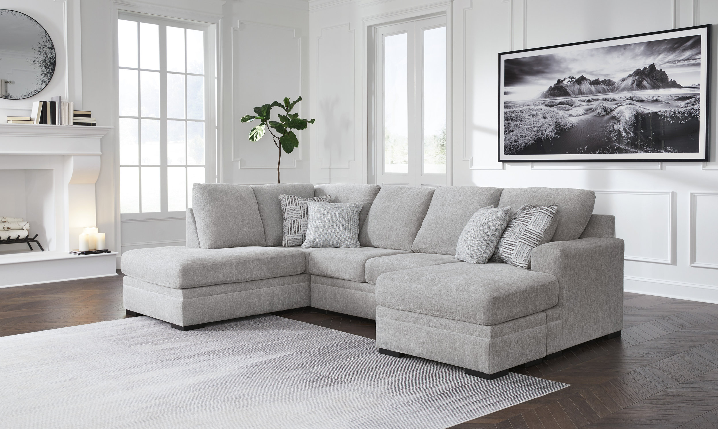 Gabyleigh Fabric Left 2-Piece Sectional w/Chaise
