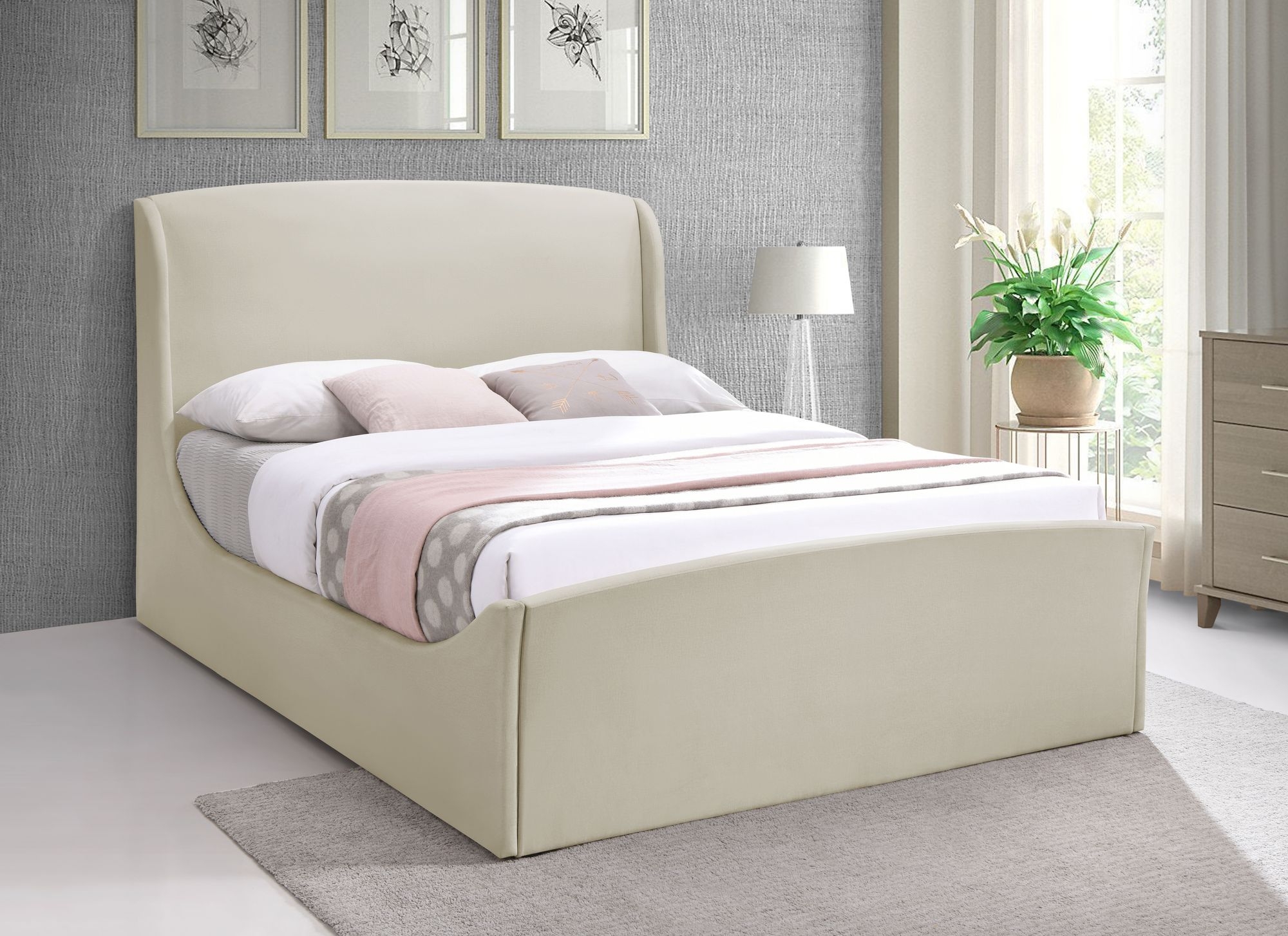 Tess Velvet Bed