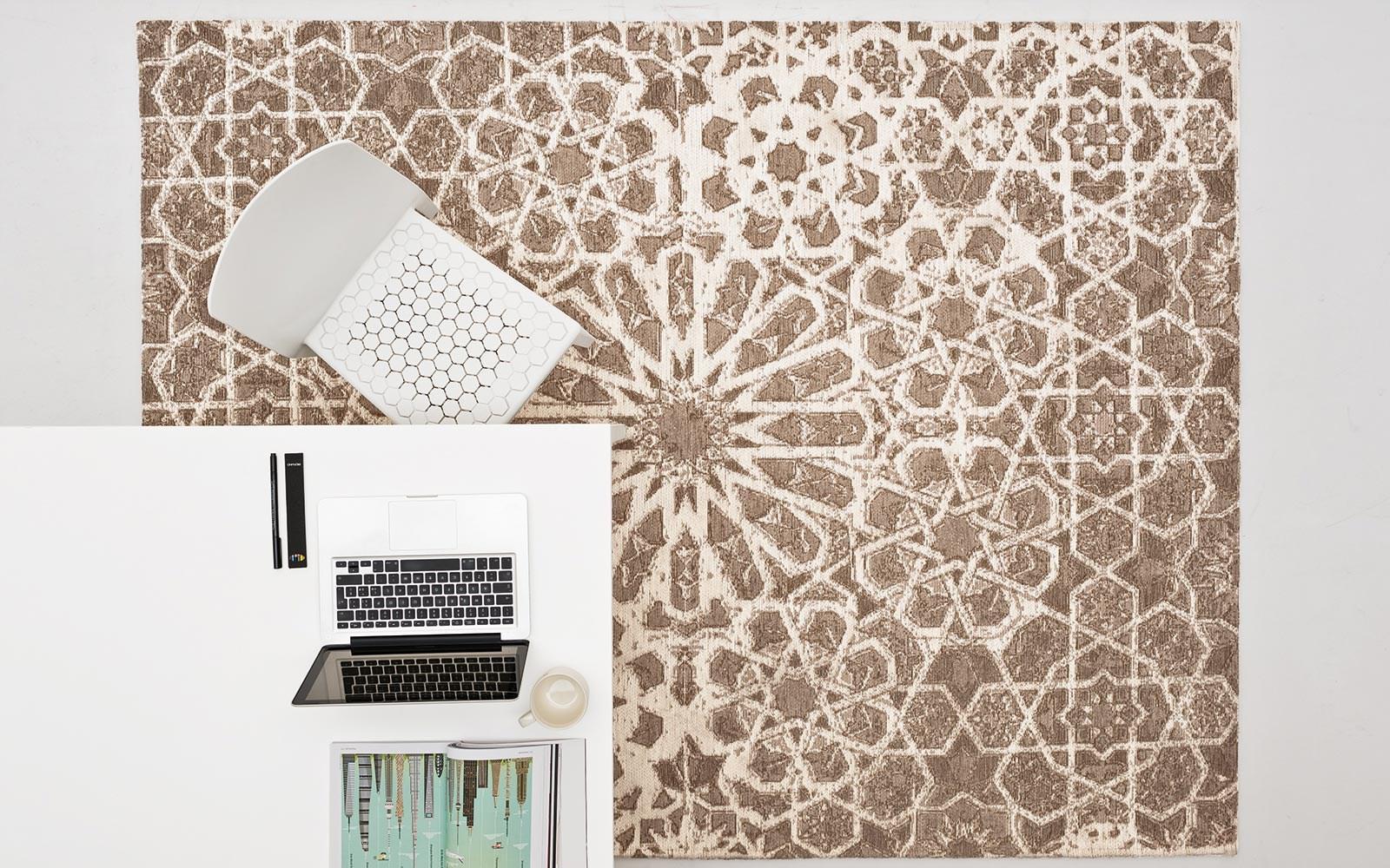 Arabia Chenille/Cotton Vintage Persian Inspired Rug