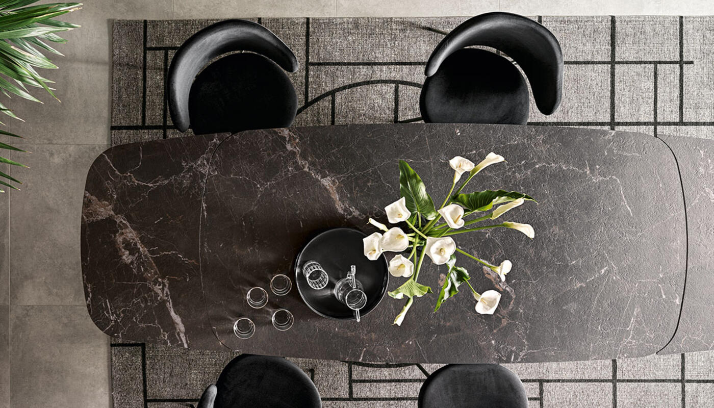 Icaro W64.9"-79.9"-94.8" Ceramic/Wood Customizable Extendable Elliptical Dining Table