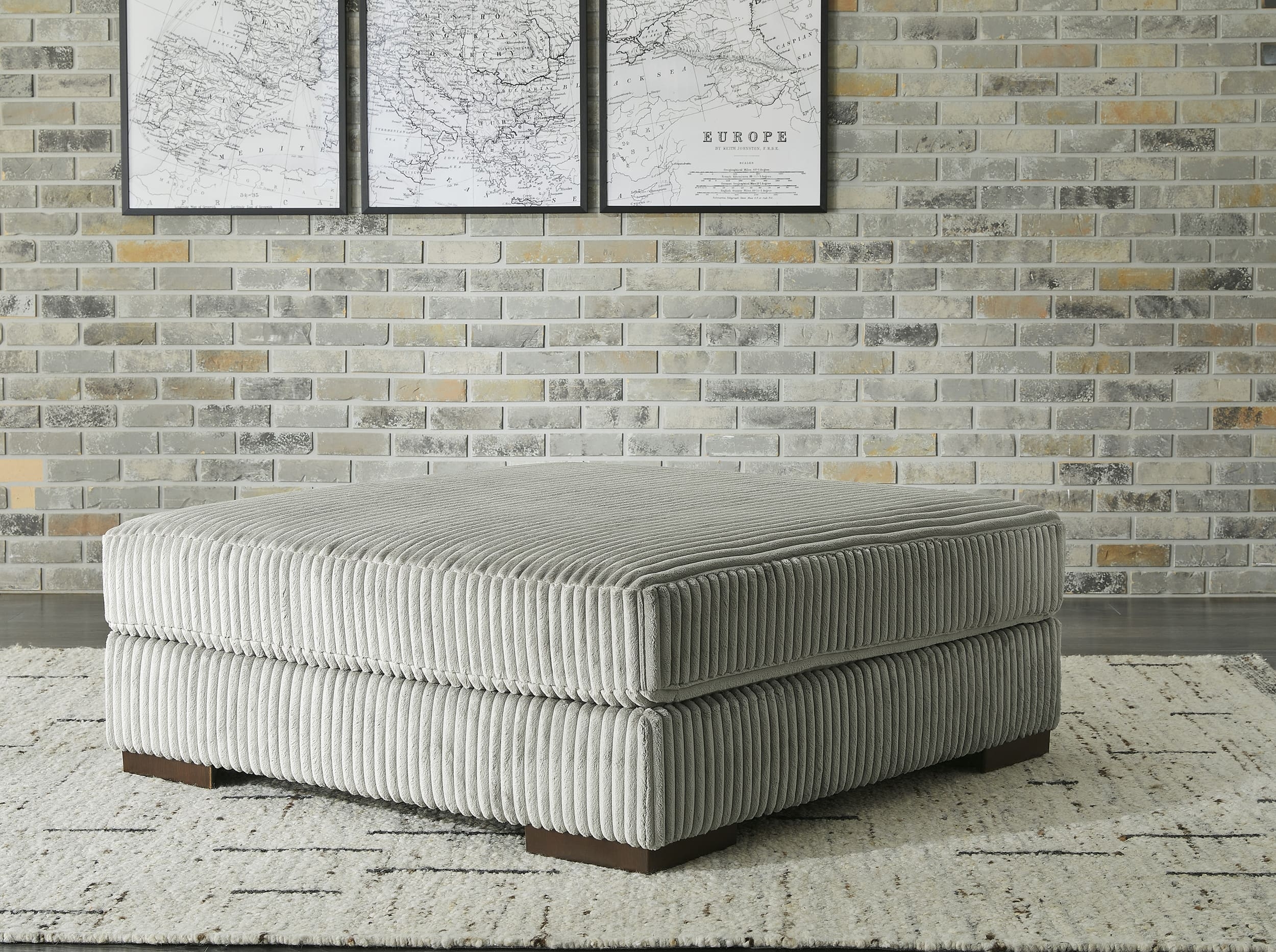 Lindyn Polyester Oversized Accent Ottoman