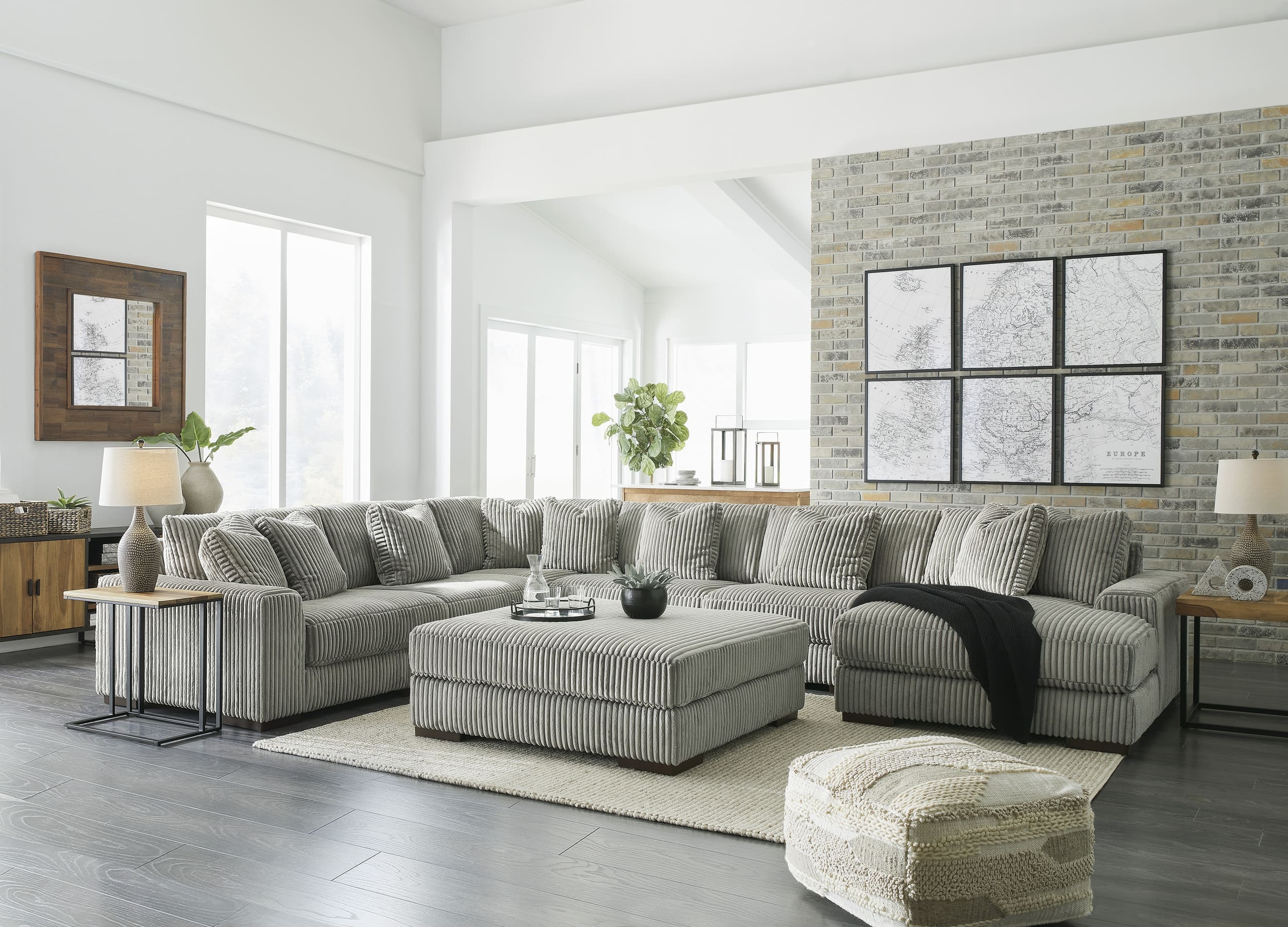 Lindyn Polyester Fog Furnitire Set by Ashley