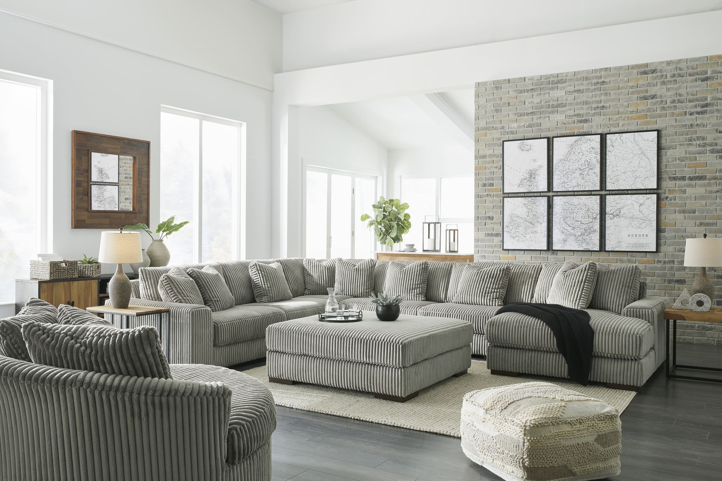 Lindyn Polyester Oversized Accent Ottoman
