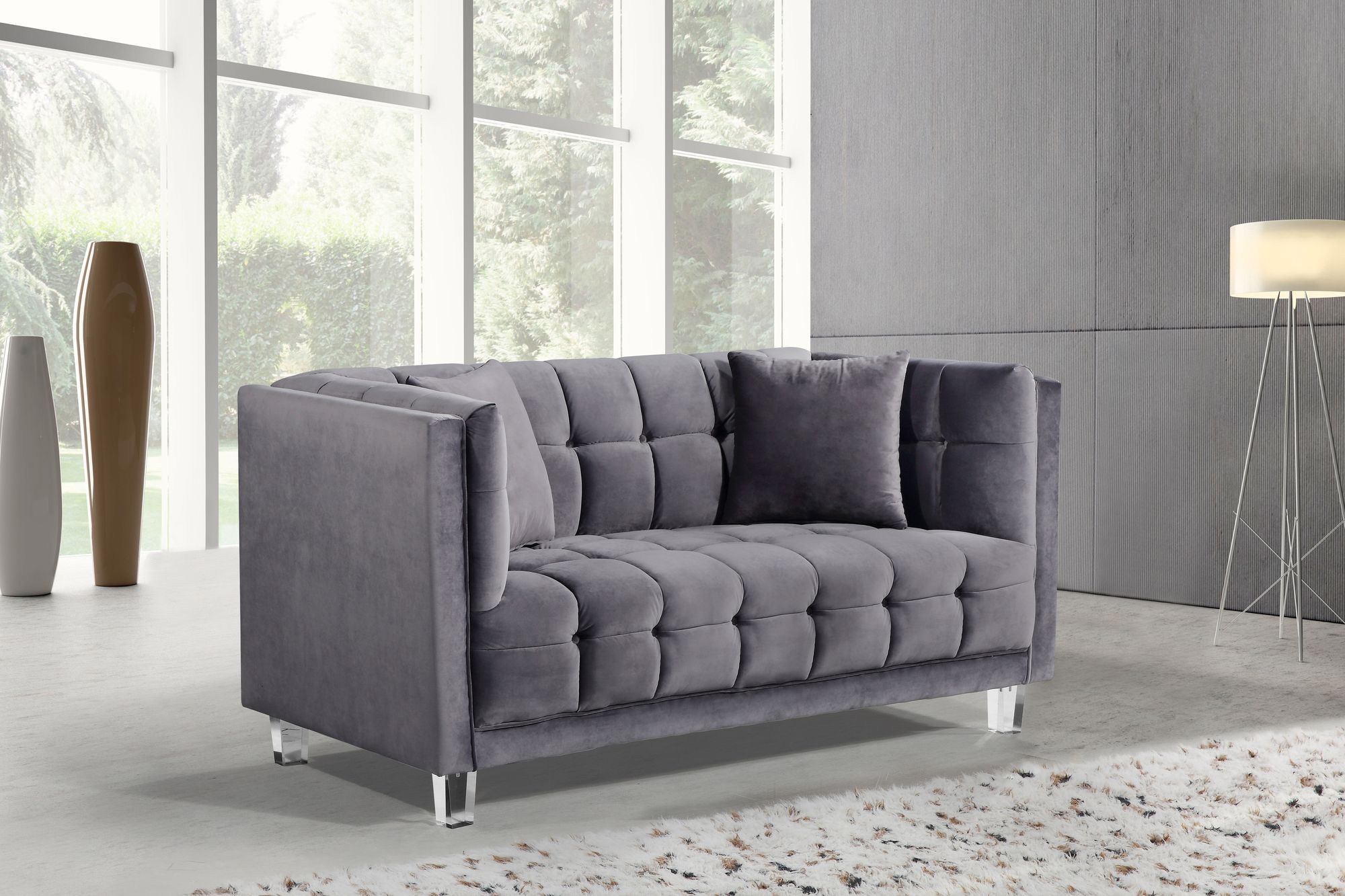 Mariel Velvet Loveseat