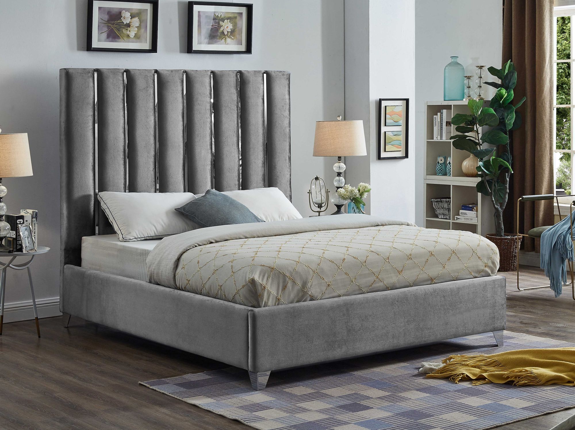 Enzo Velvet Full Size Bed