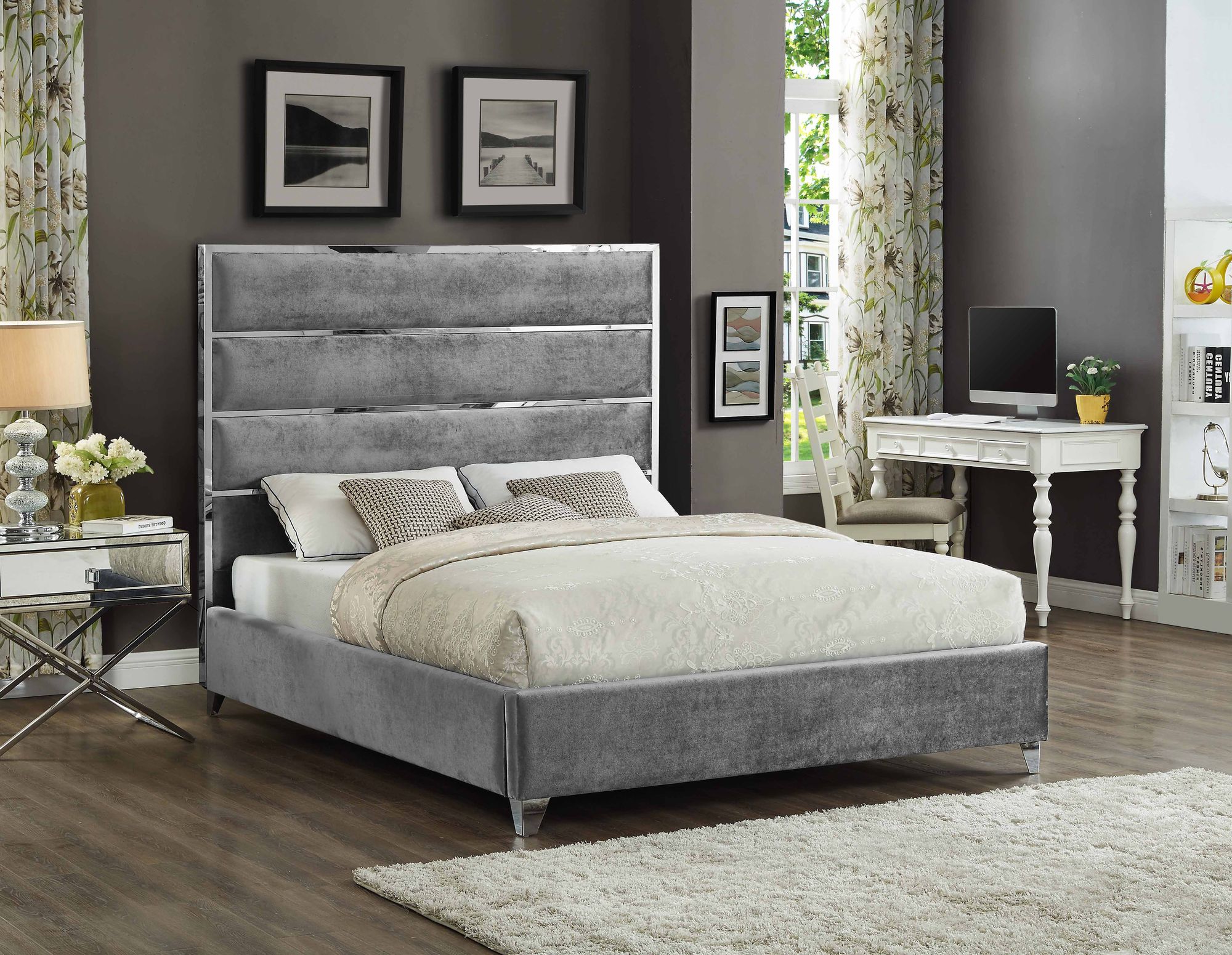 Zuma Velvet Full Size Bed