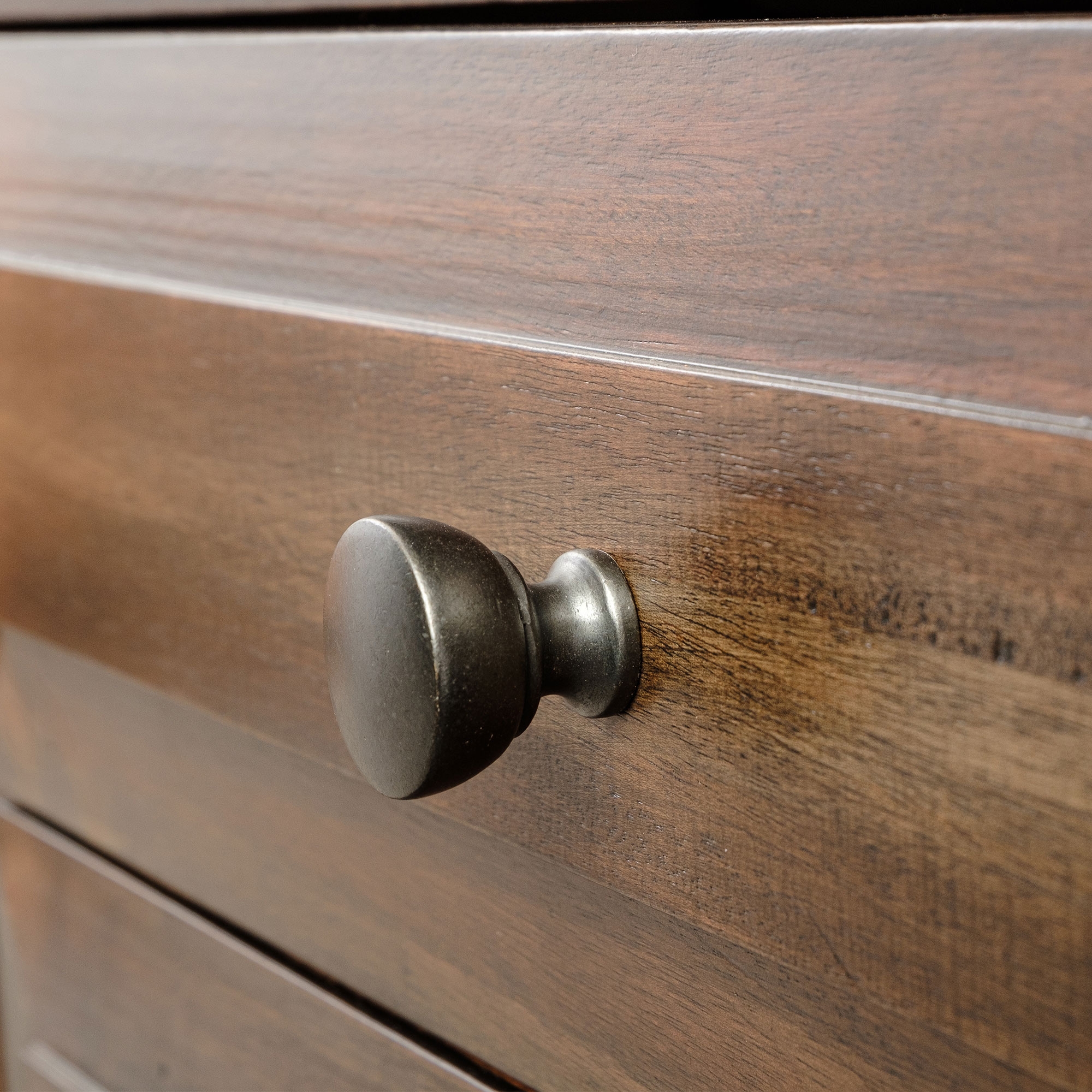 Avenue Wood Dresser w/10 Drawers